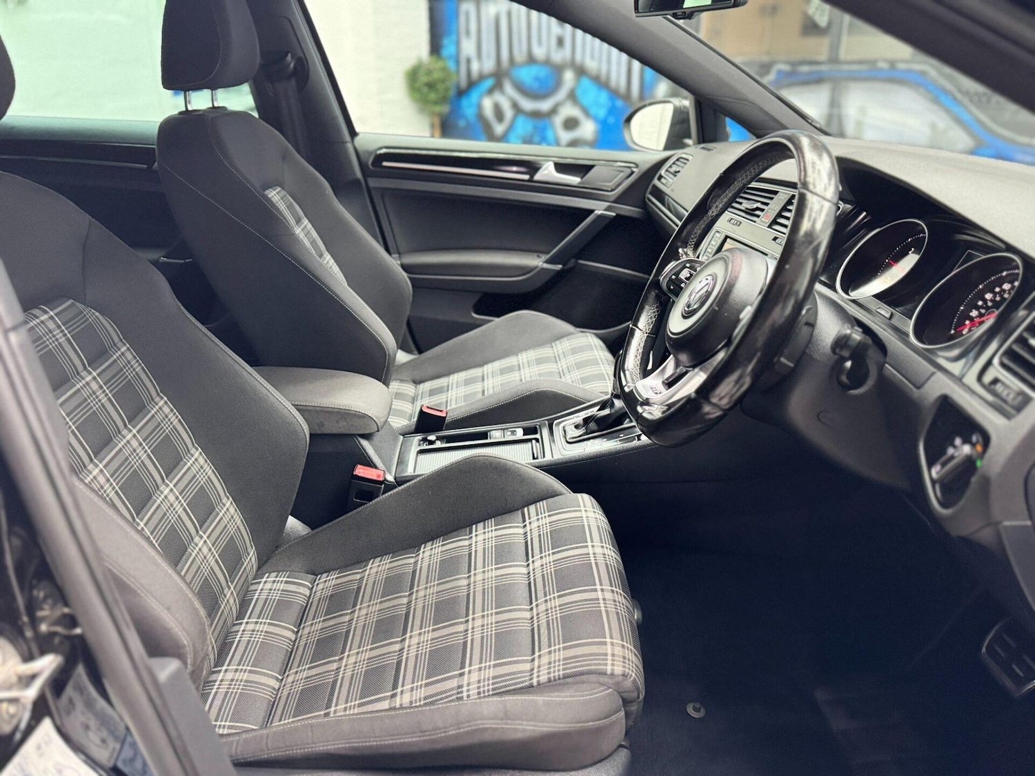 Used Volkswagen Golf 2015 for sale - 77223155: Photo 34