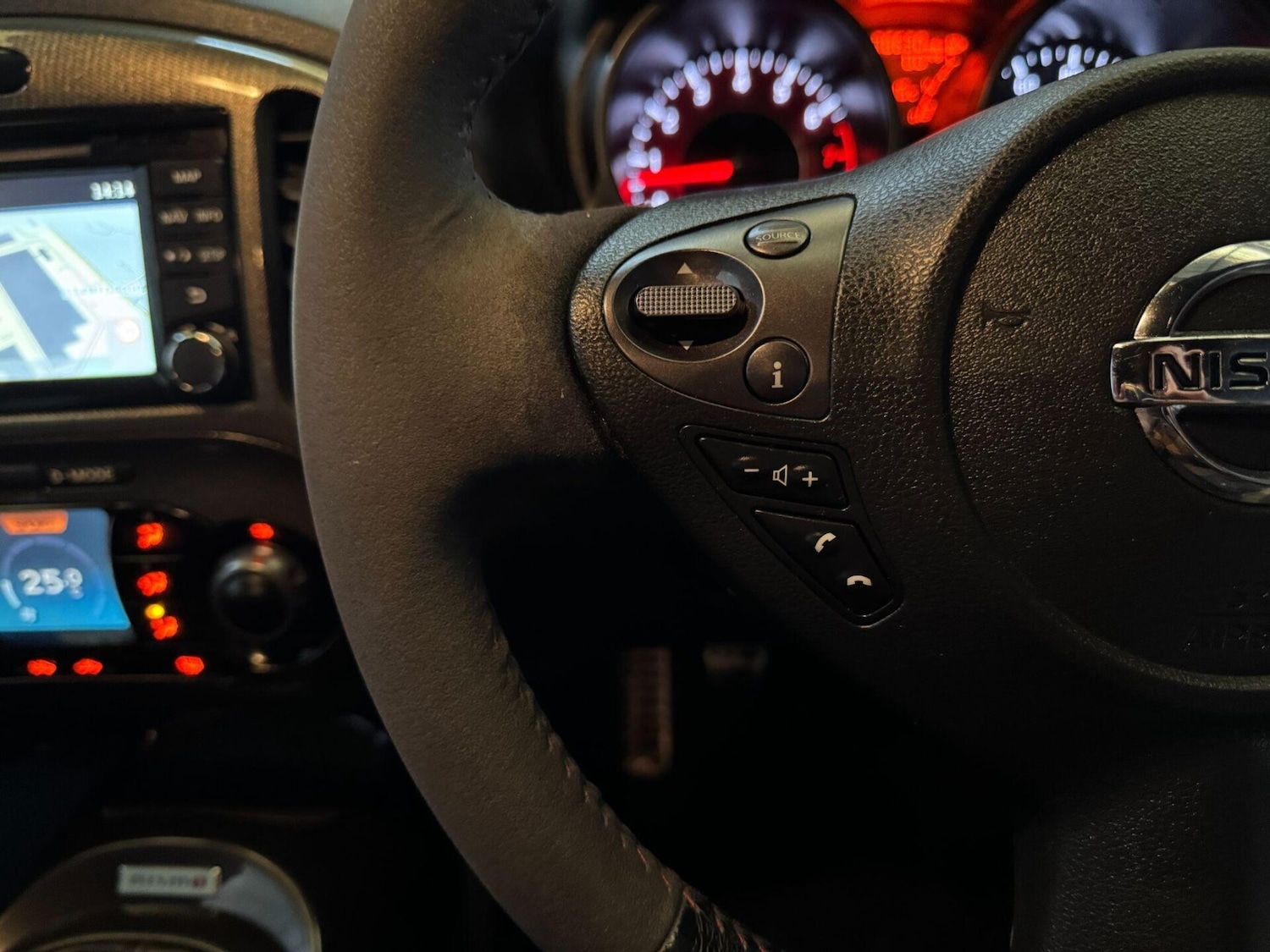 Used Nissan Juke 2017 for sale - 76224485: Photo 17