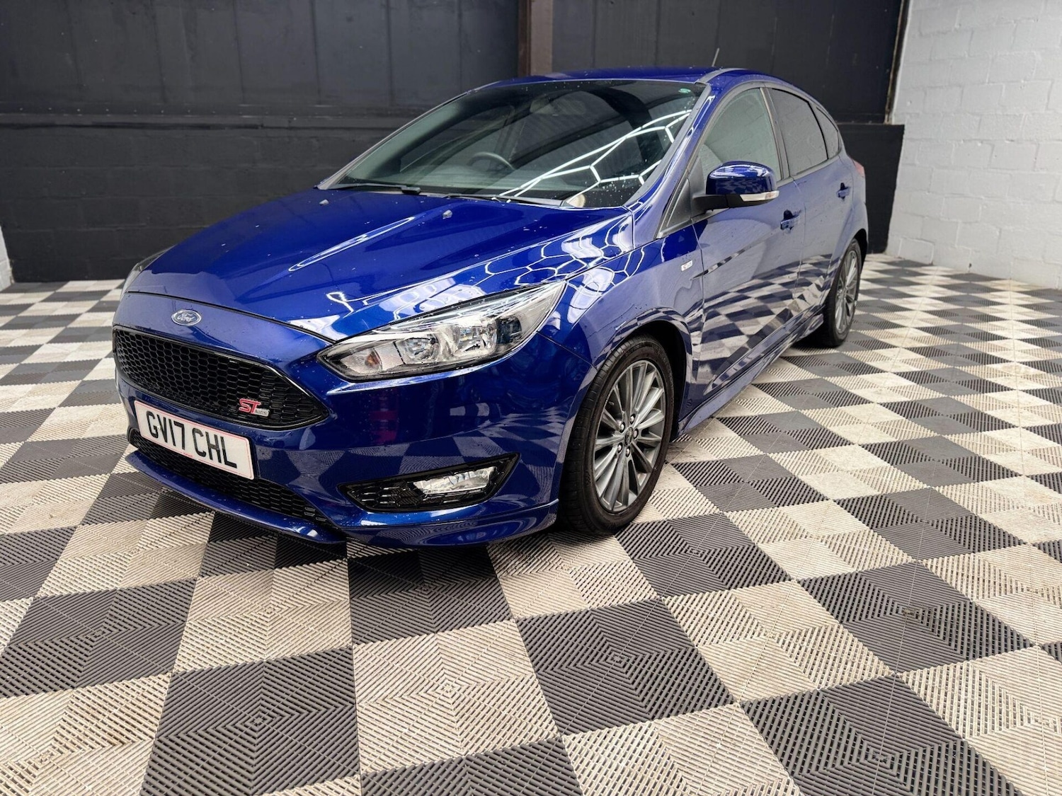 Used Ford Focus 2017 for sale - 76651132: Photo 17