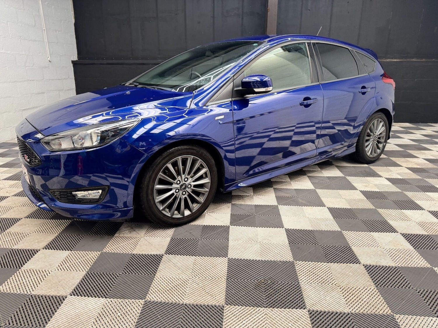 Used Ford Focus 2017 for sale - 76651132: Photo 19