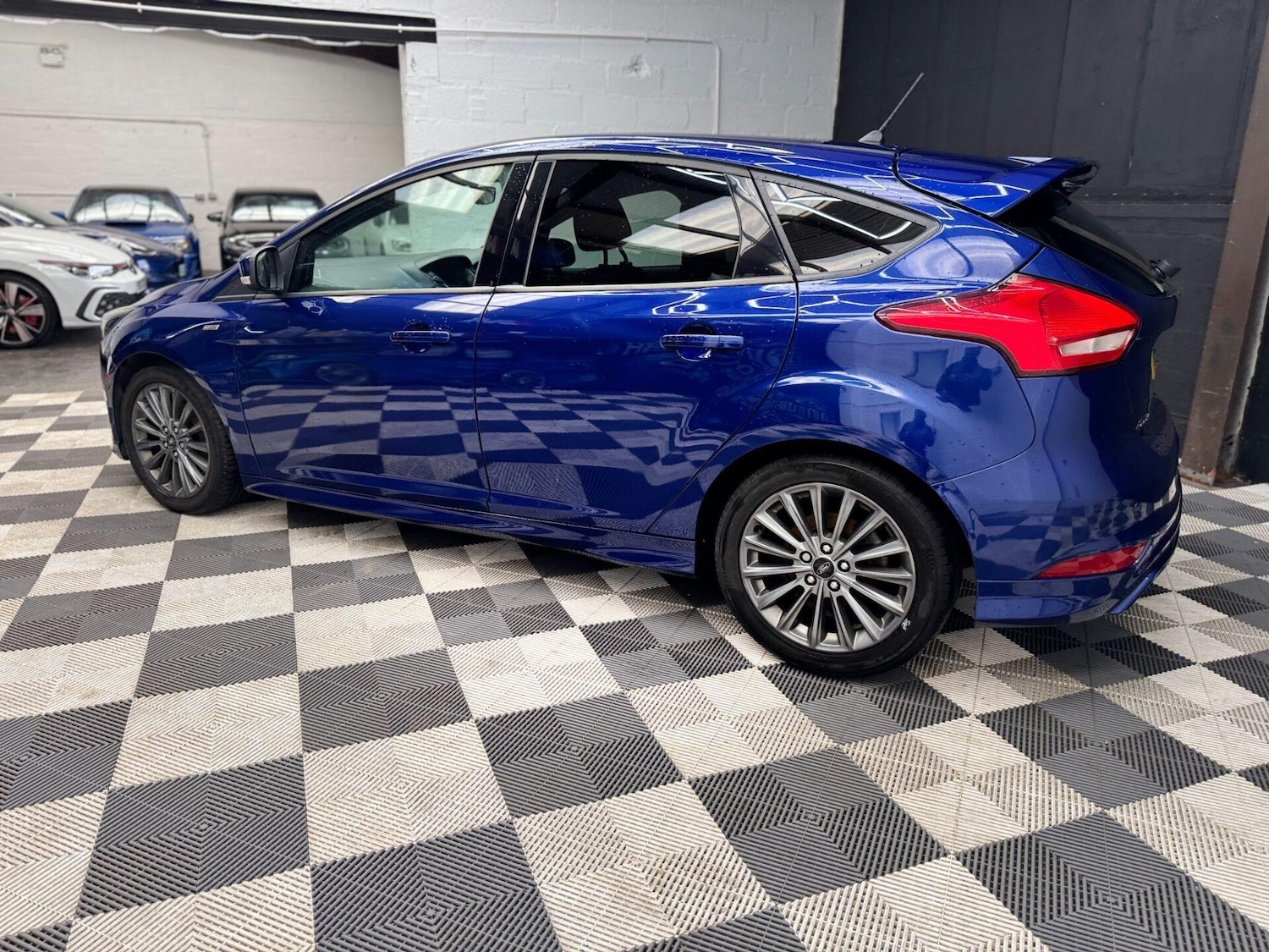 Used Ford Focus 2017 for sale - 76651132: Photo 7