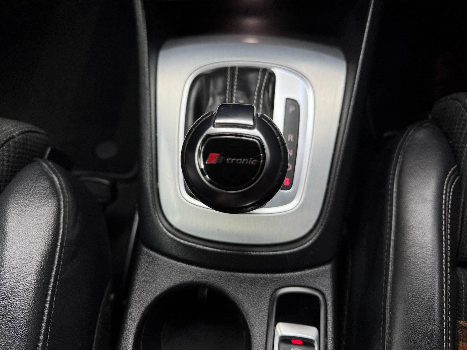 Used Audi Q3 2016 for sale - 77152763: Photo 37