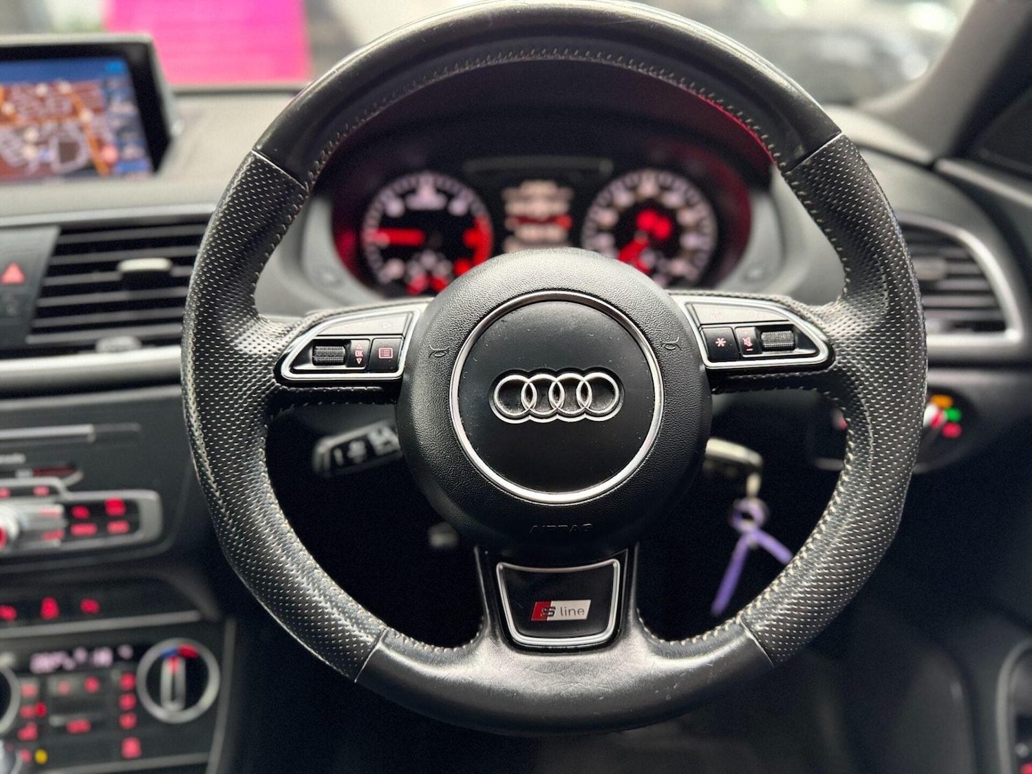 Used Audi Q3 2016 for sale - 77152763: Photo 45