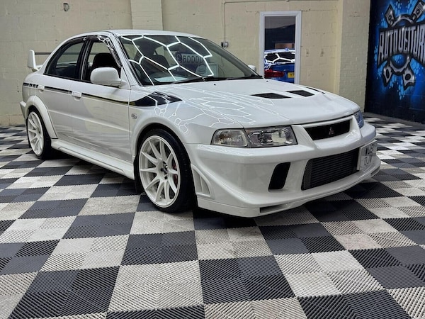 Used Mitsubishi Lancer 2001 for sale - 76264506: Photo 1