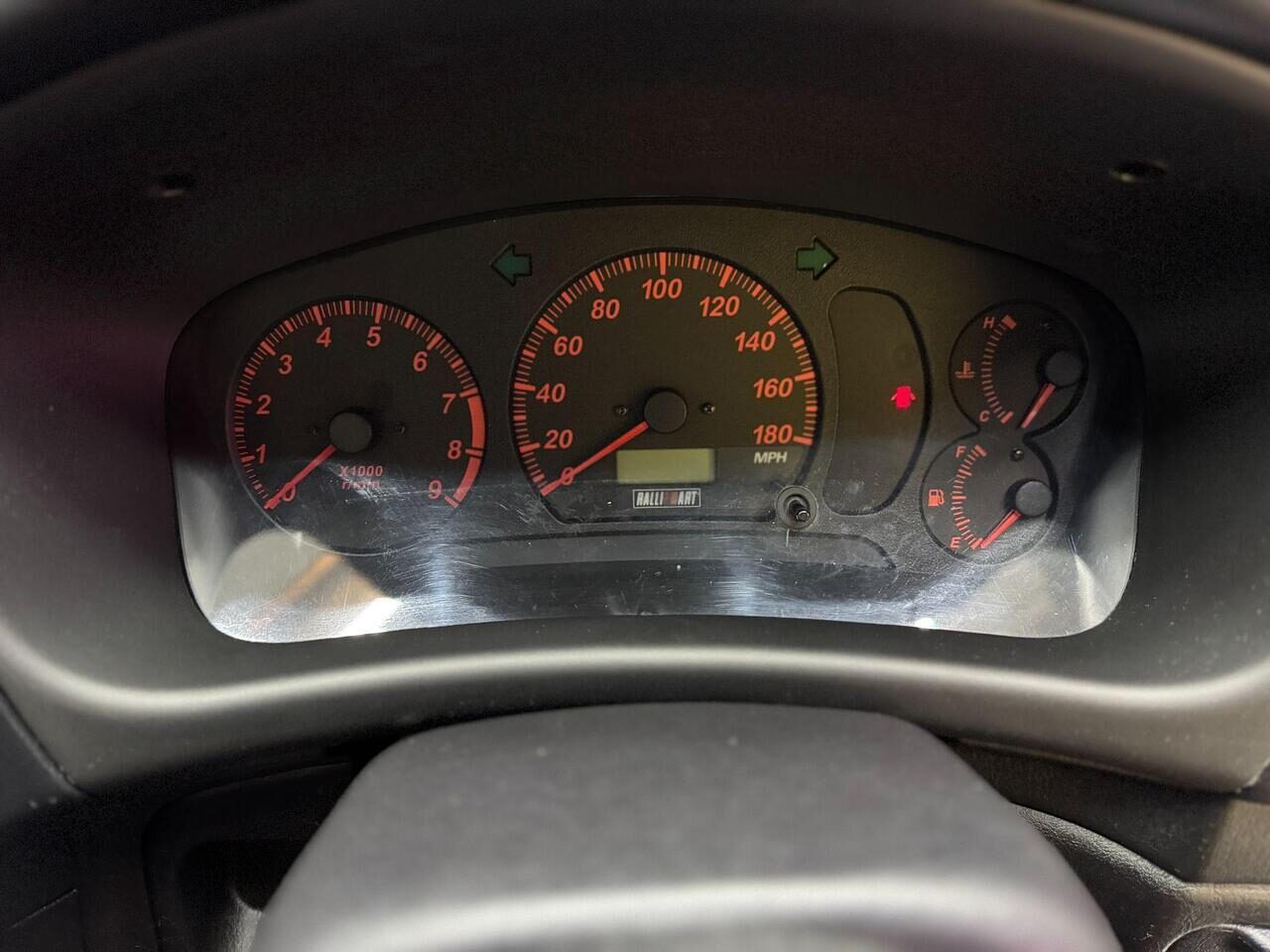 Used Mitsubishi Lancer 2001 for sale - 76264506: Photo 46