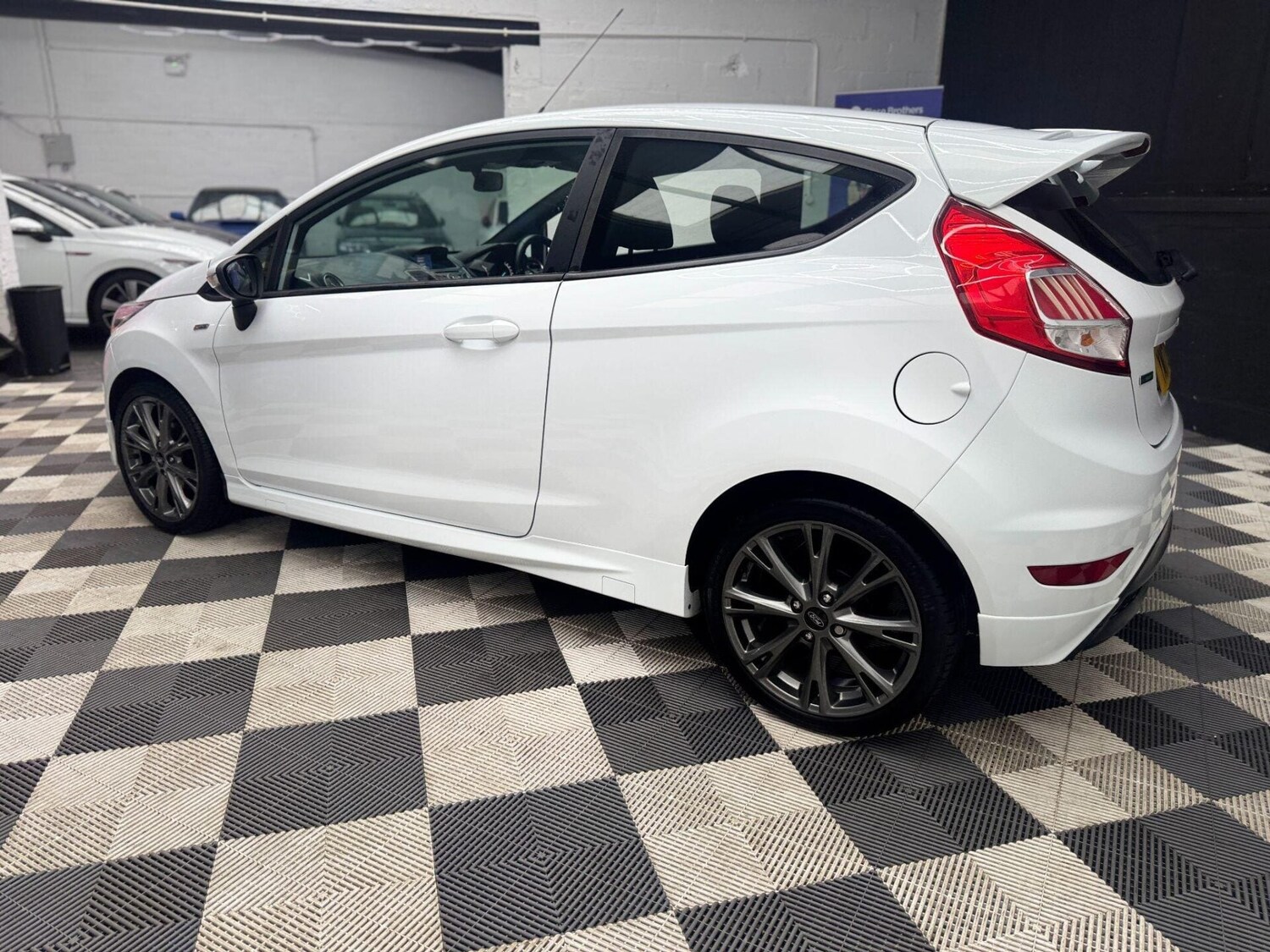 Used Ford Fiesta 2017 for sale - 76845983: Photo 15