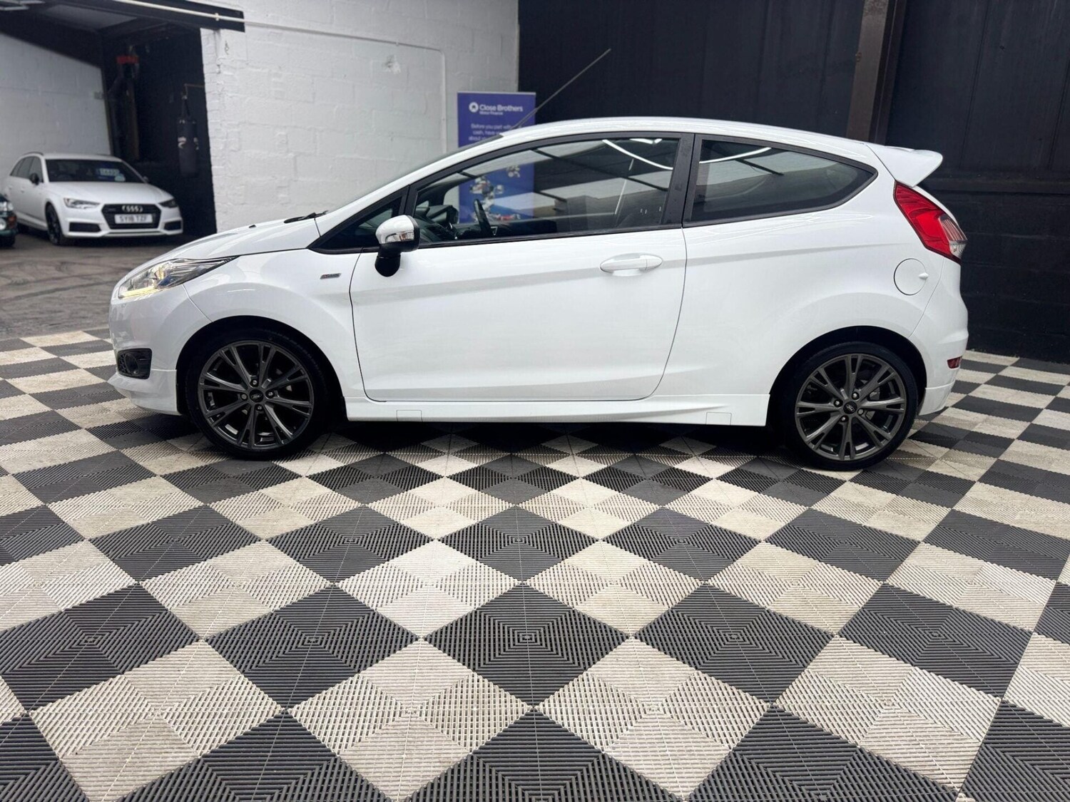 Used Ford Fiesta 2017 for sale - 76845983: Photo 20