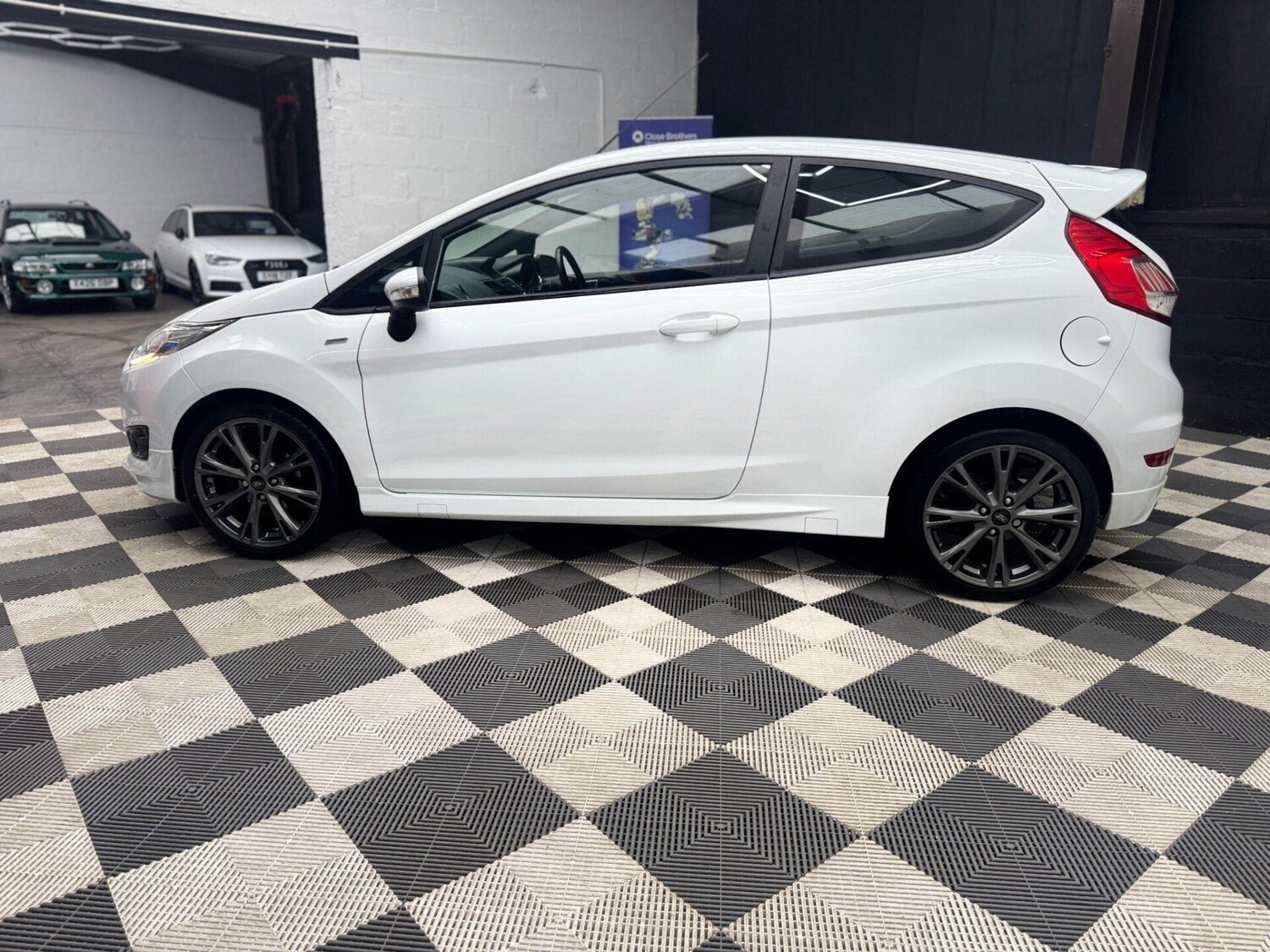 Used Ford Fiesta 2017 for sale - 76845983: Photo 22