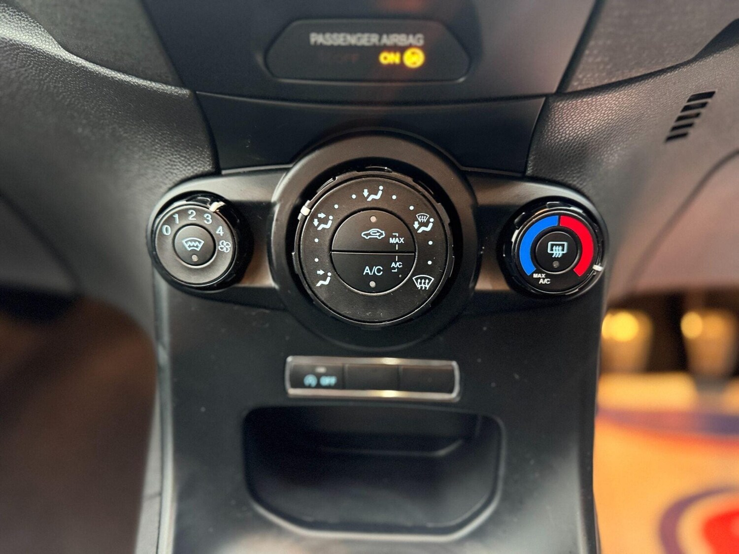 Used Ford Fiesta 2017 for sale - 76845983: Photo 28