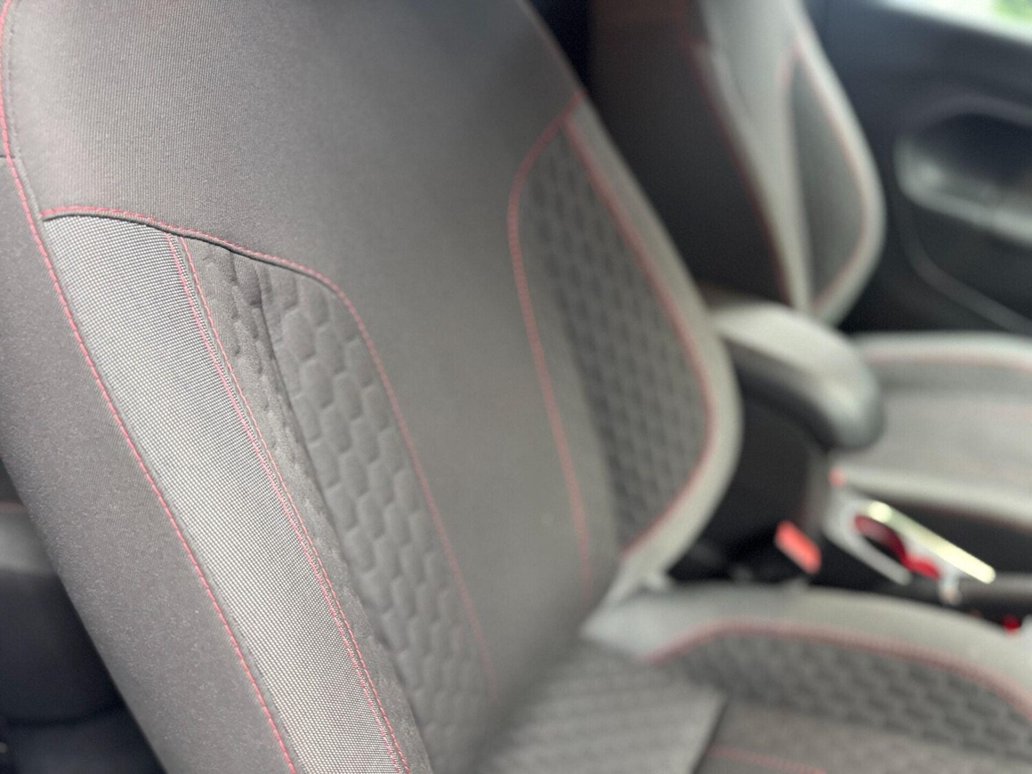 Used Ford Fiesta 2017 for sale - 76845983: Photo 30