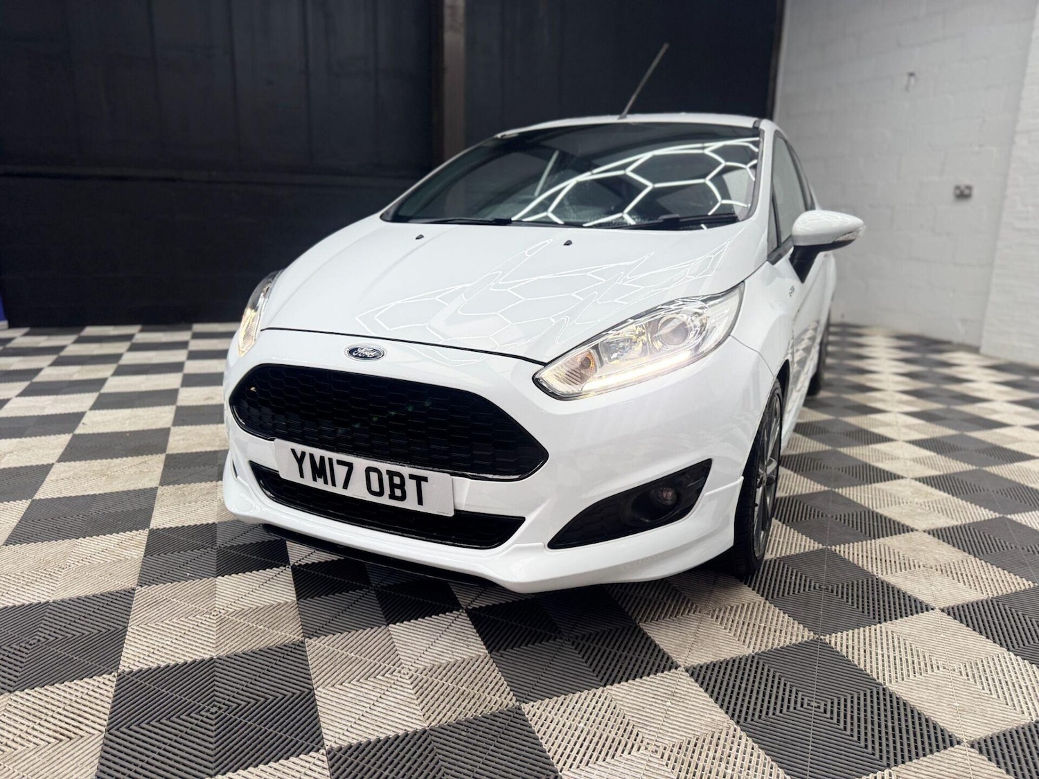 Used Ford Fiesta 2017 for sale - 76845983: Photo 4