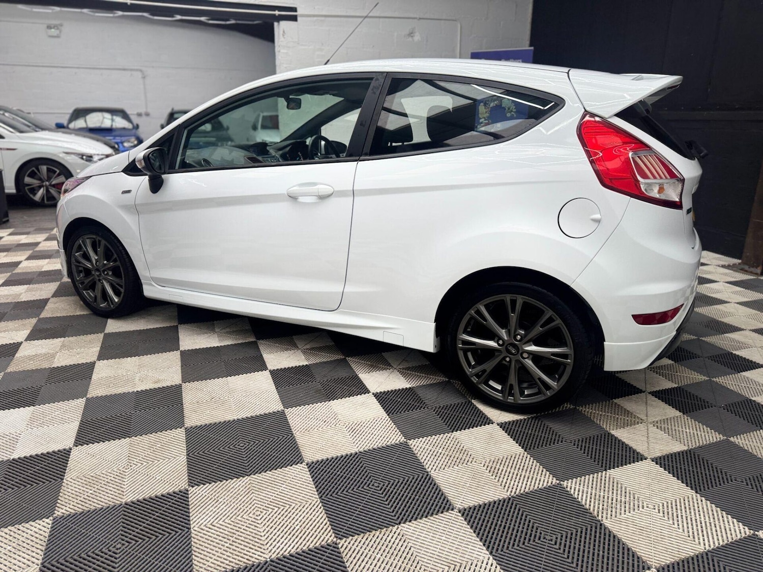 Used Ford Fiesta 2017 for sale - 76845983: Photo 5