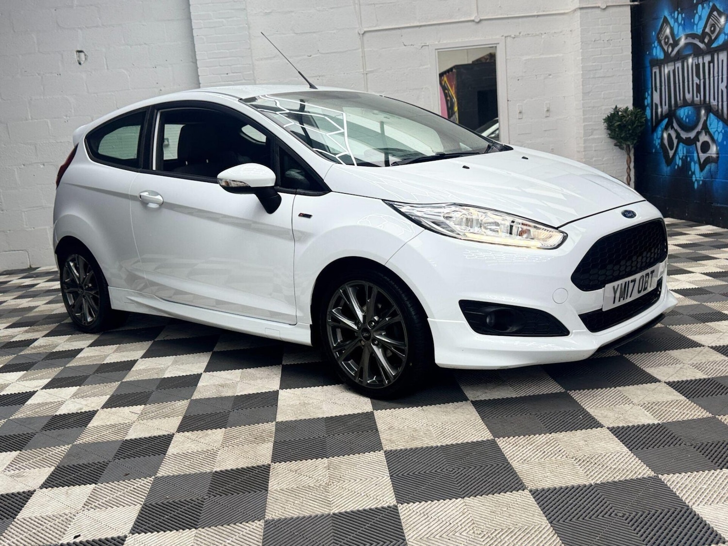 Used Ford Fiesta 2017 for sale - 76845983: Photo 6