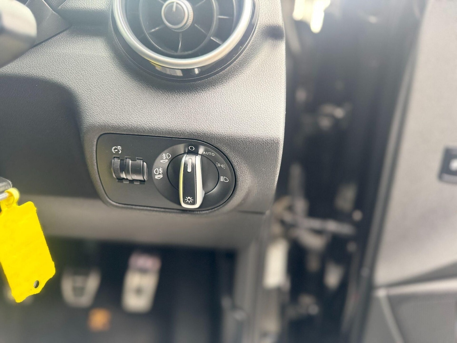 Used Audi A1 2015 for sale - 76275245: Photo 27
