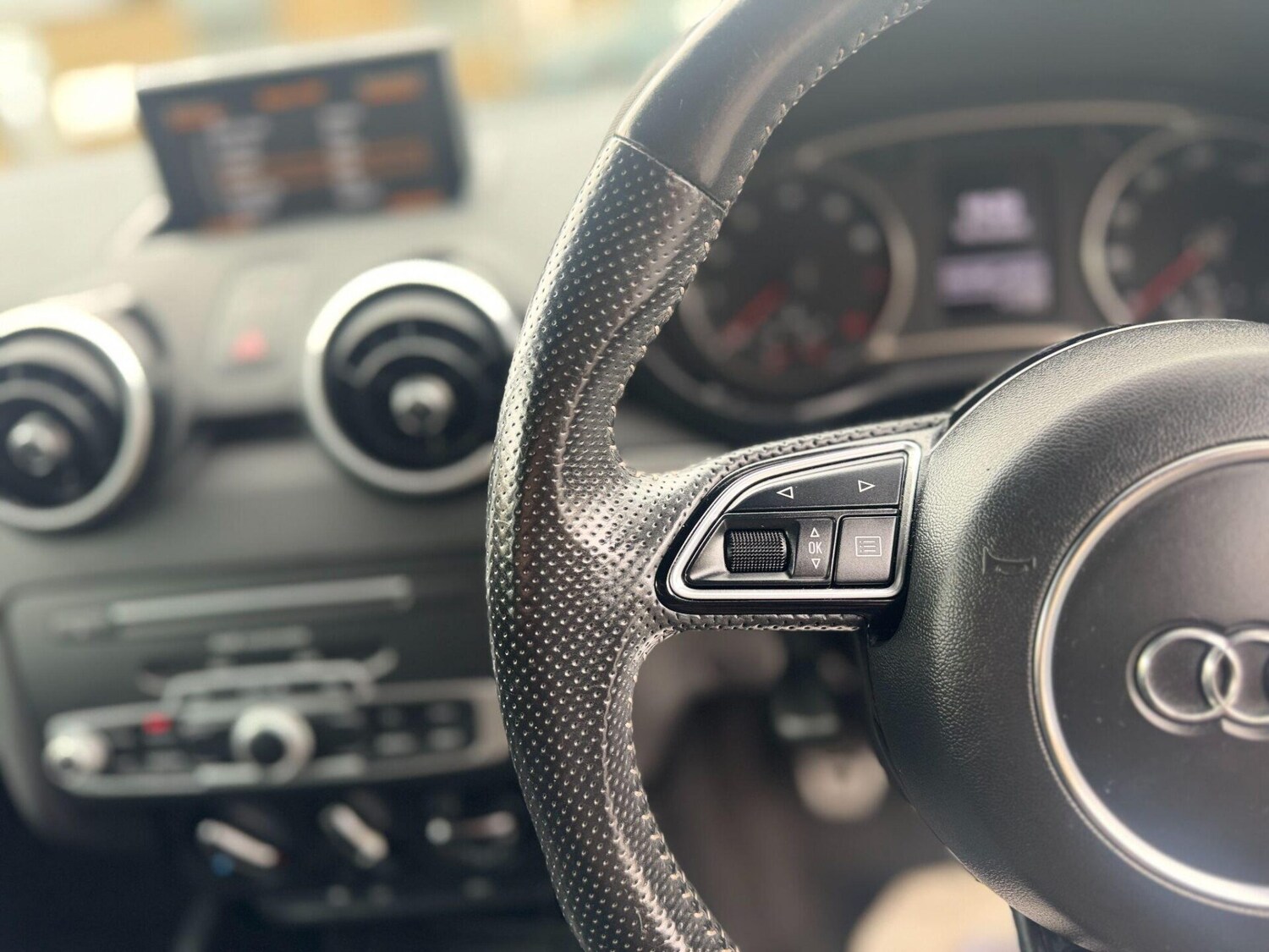Used Audi A1 2015 for sale - 76275245: Photo 28