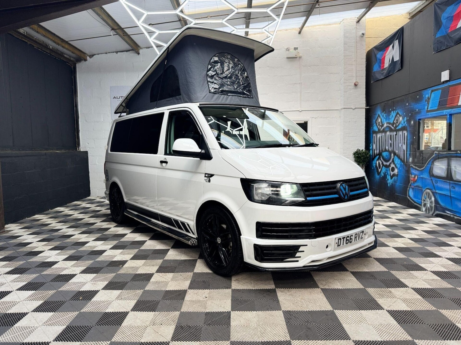Used Volkswagen Transporter 2017 for sale - 77079880: Photo 13