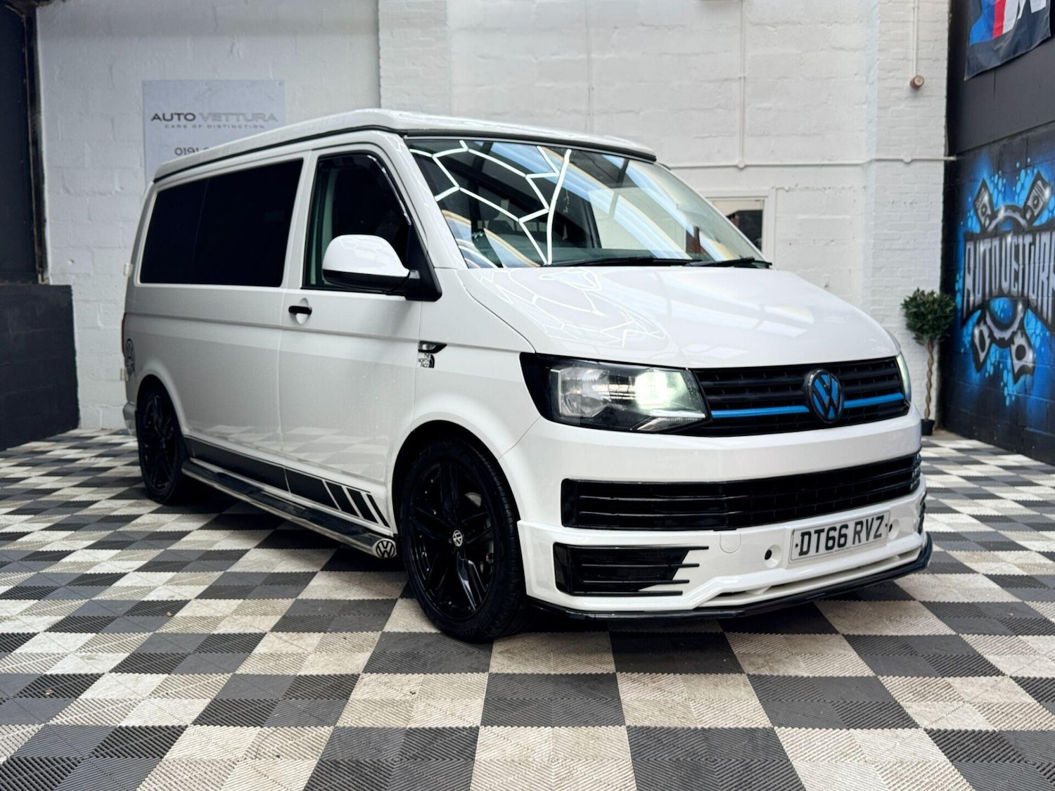 Used Volkswagen Transporter 2017 for sale - 77079880: Photo 2