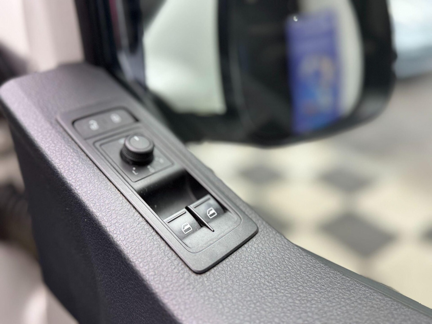 Used Volkswagen Transporter 2017 for sale - 77079880: Photo 23