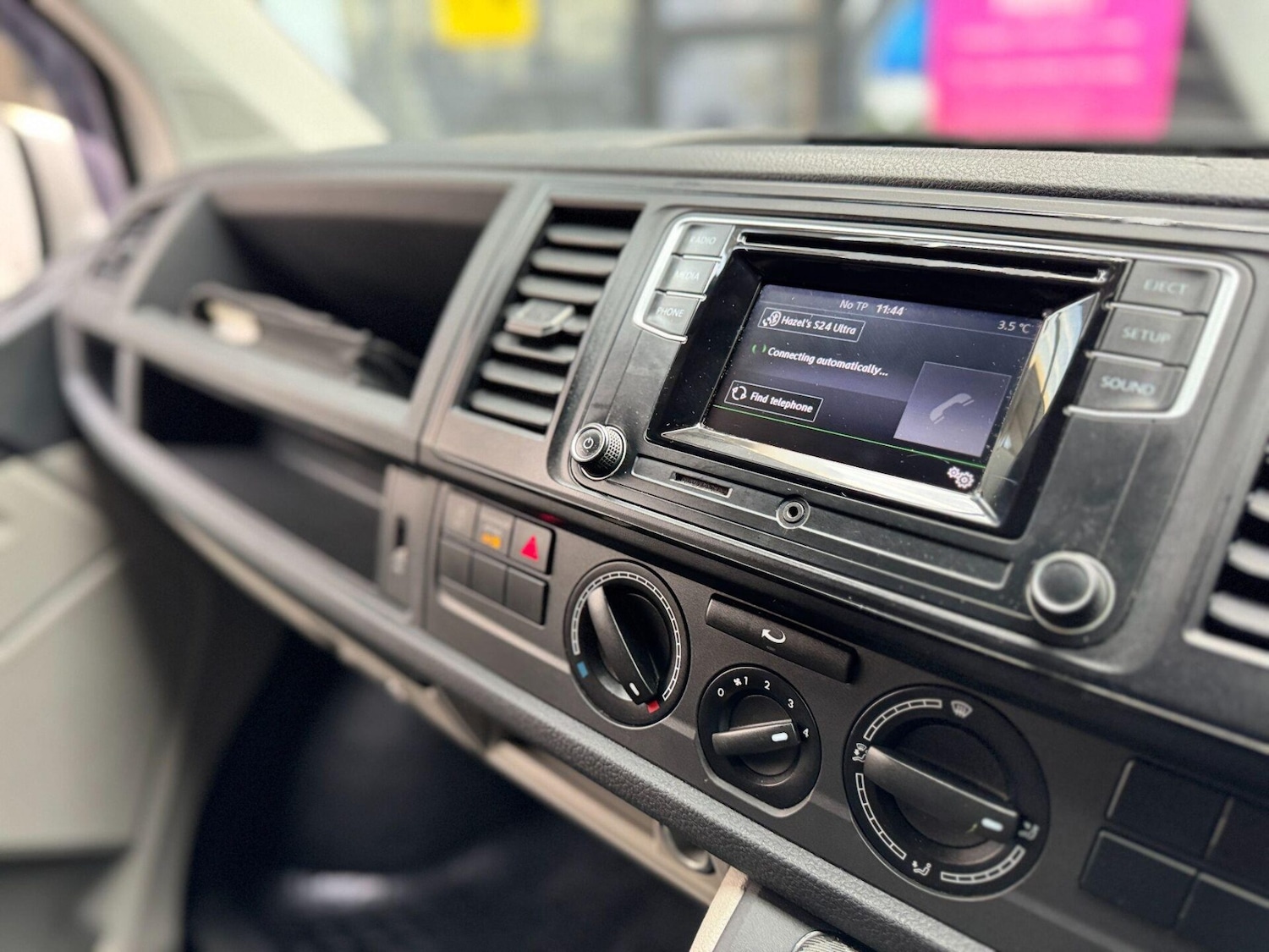 Used Volkswagen Transporter 2017 for sale - 77079880: Photo 31