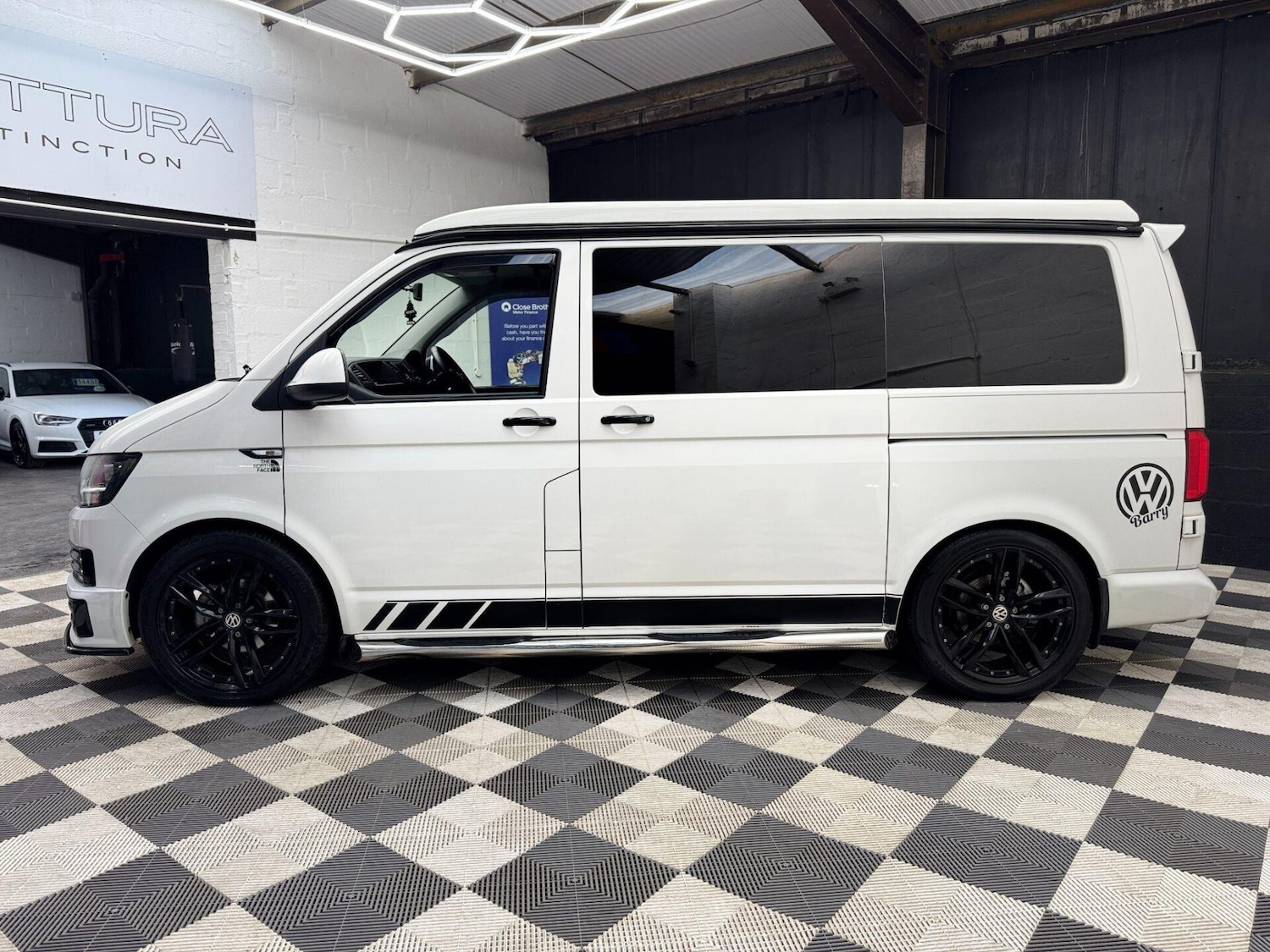 Used Volkswagen Transporter 2017 for sale - 77079880: Photo 6