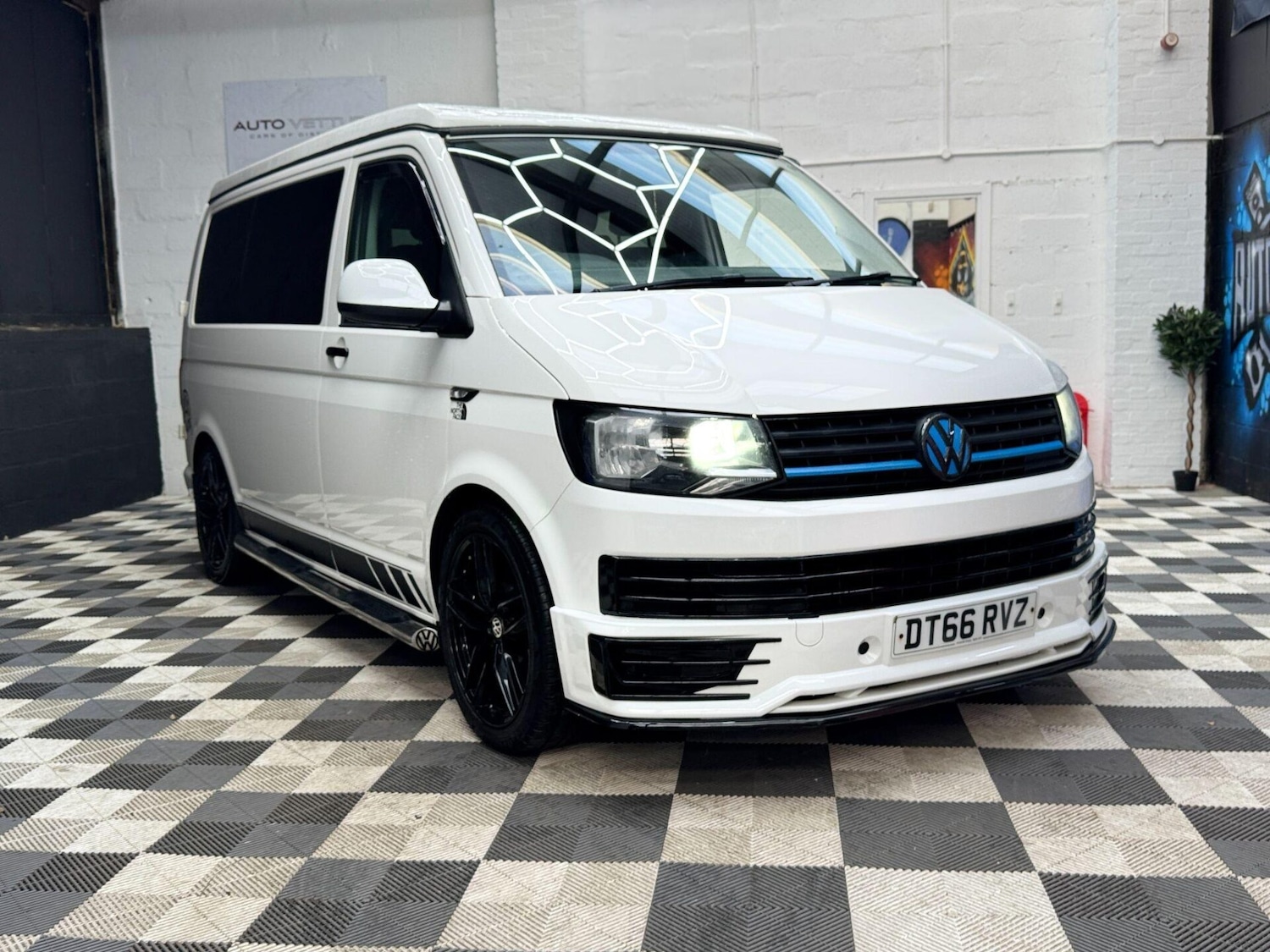 Used Volkswagen Transporter 2017 for sale - 77079880: Photo 8