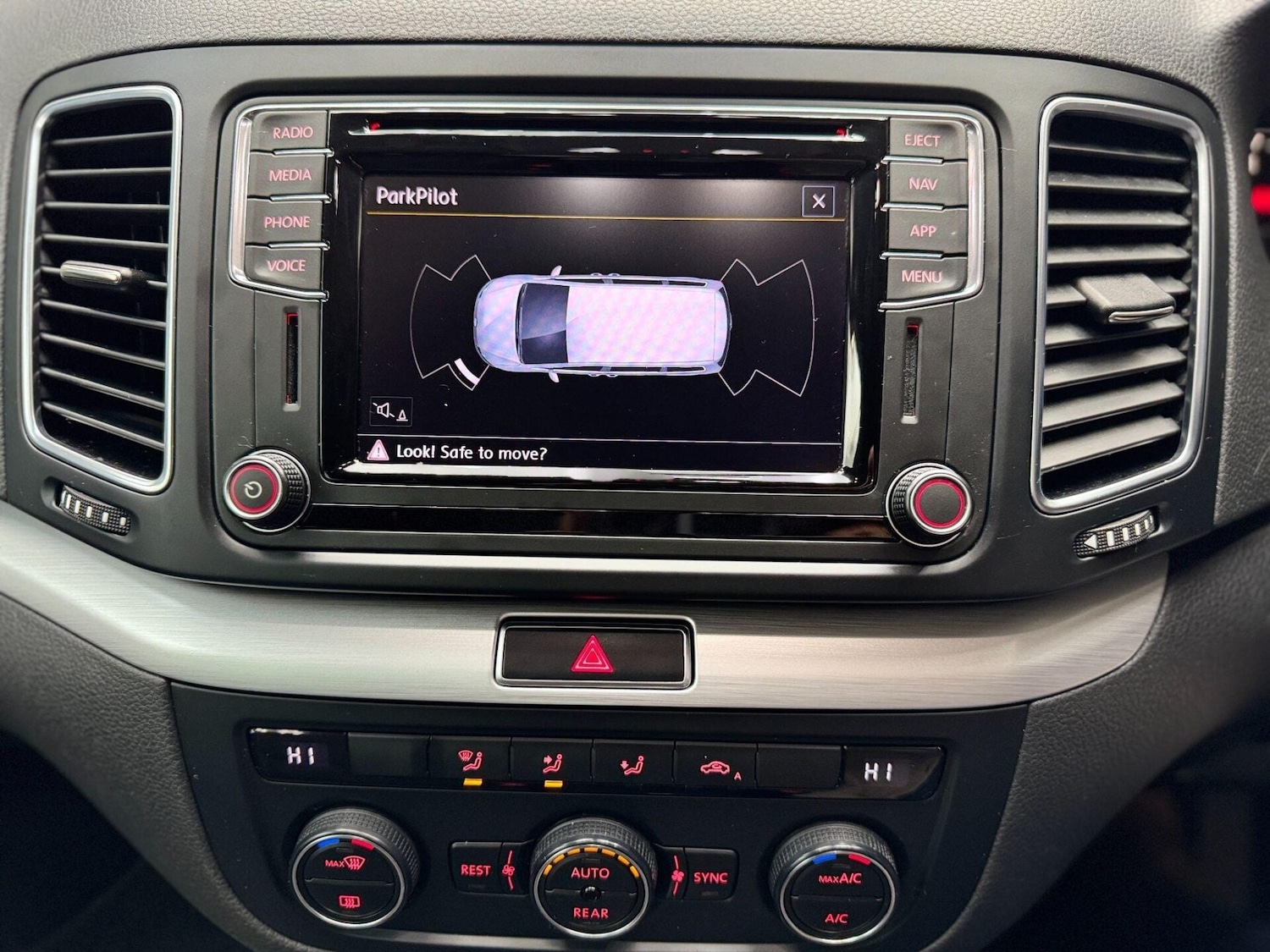 Used Volkswagen Sharan 2020 for sale - 77208689: Photo 37