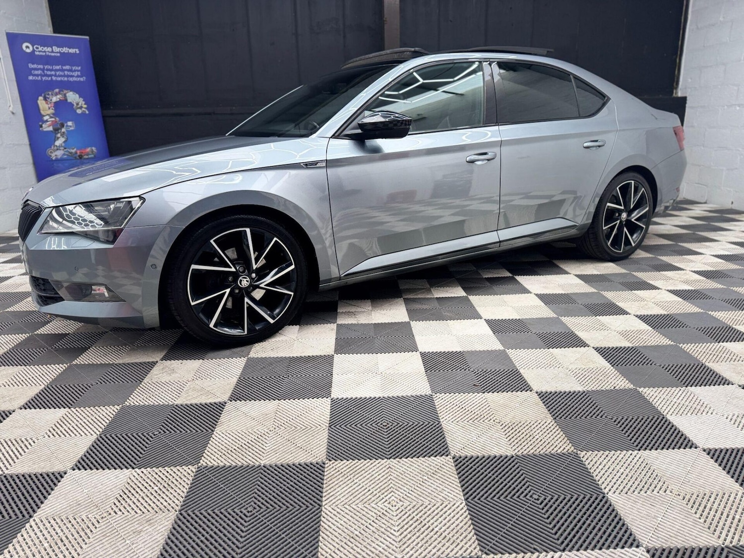 Used Skoda Superb 2019 for sale - 76919860: Photo 16