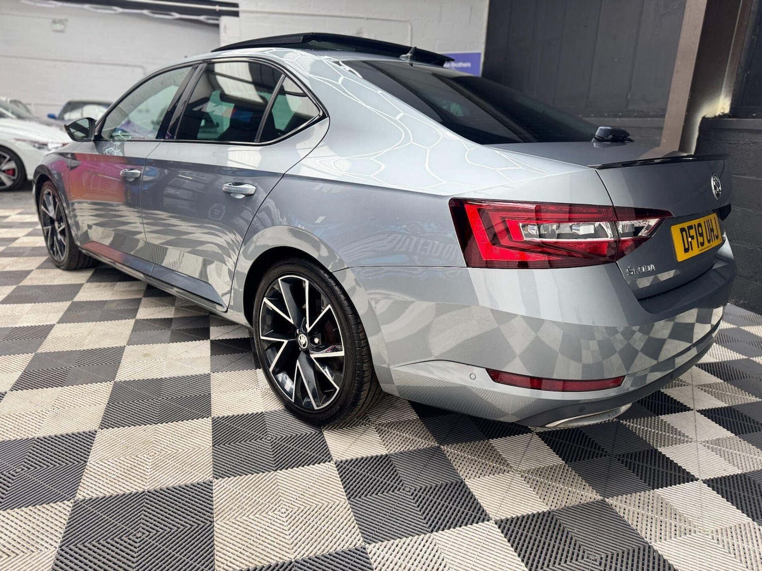 Used Skoda Superb 2019 for sale - 76919860: Photo 19