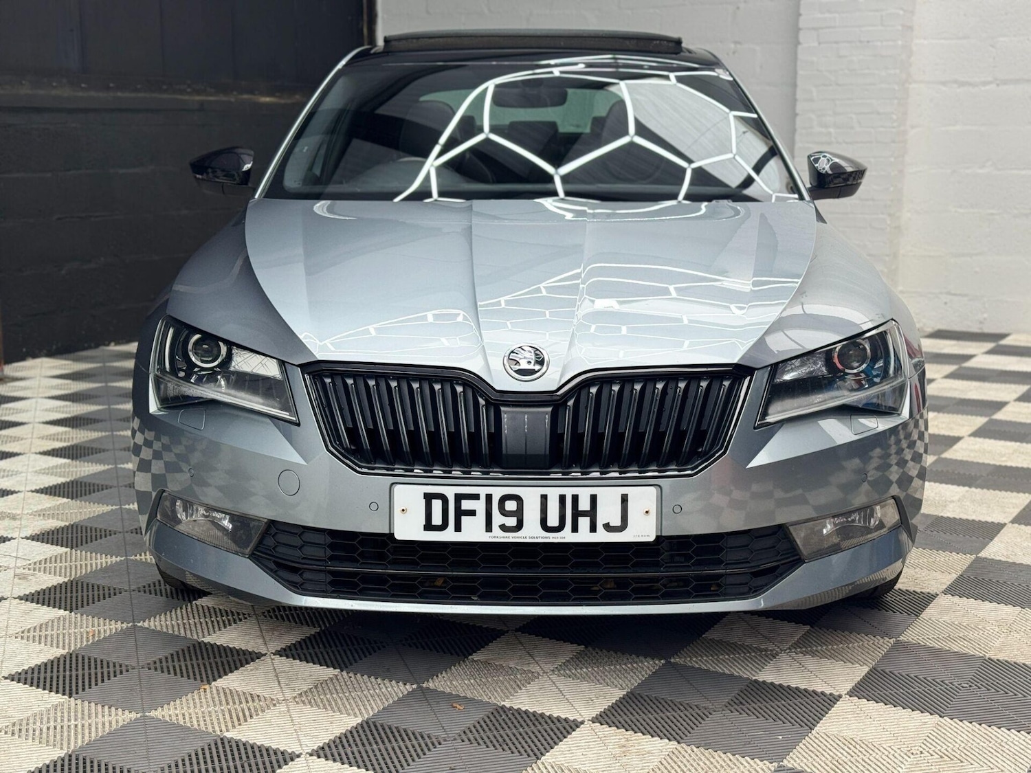 Used Skoda Superb 2019 for sale - 76919860: Photo 3