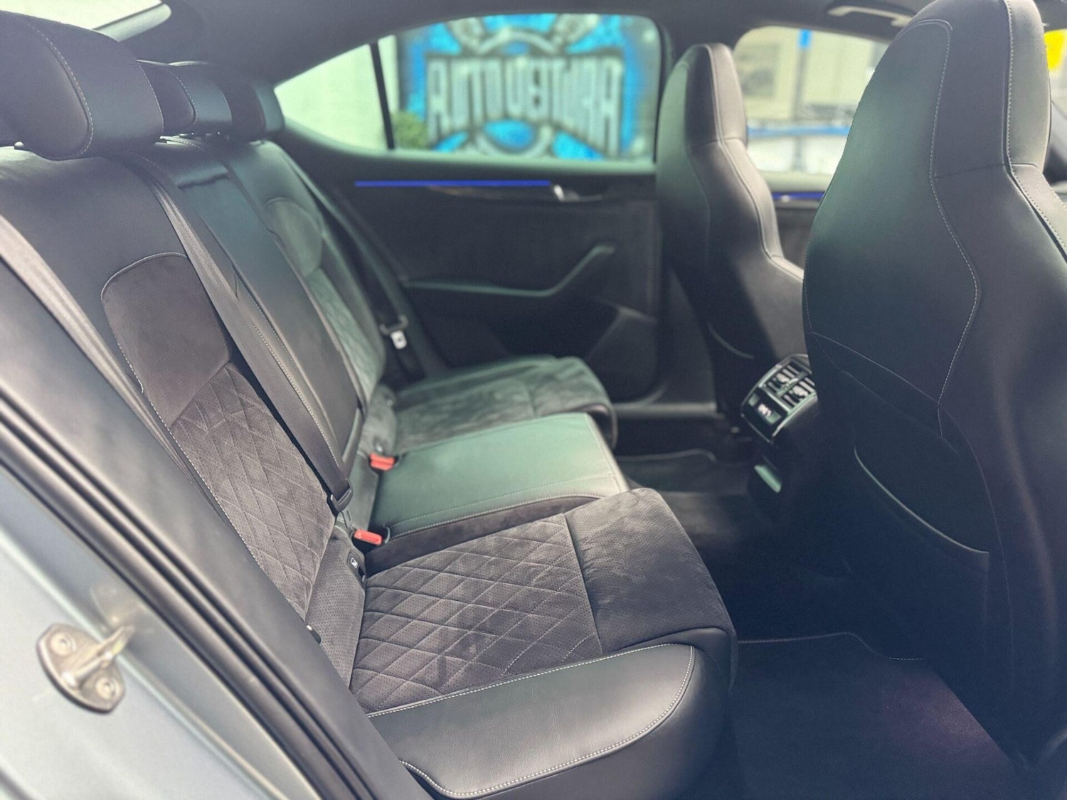 Used Skoda Superb 2019 for sale - 76919860: Photo 33