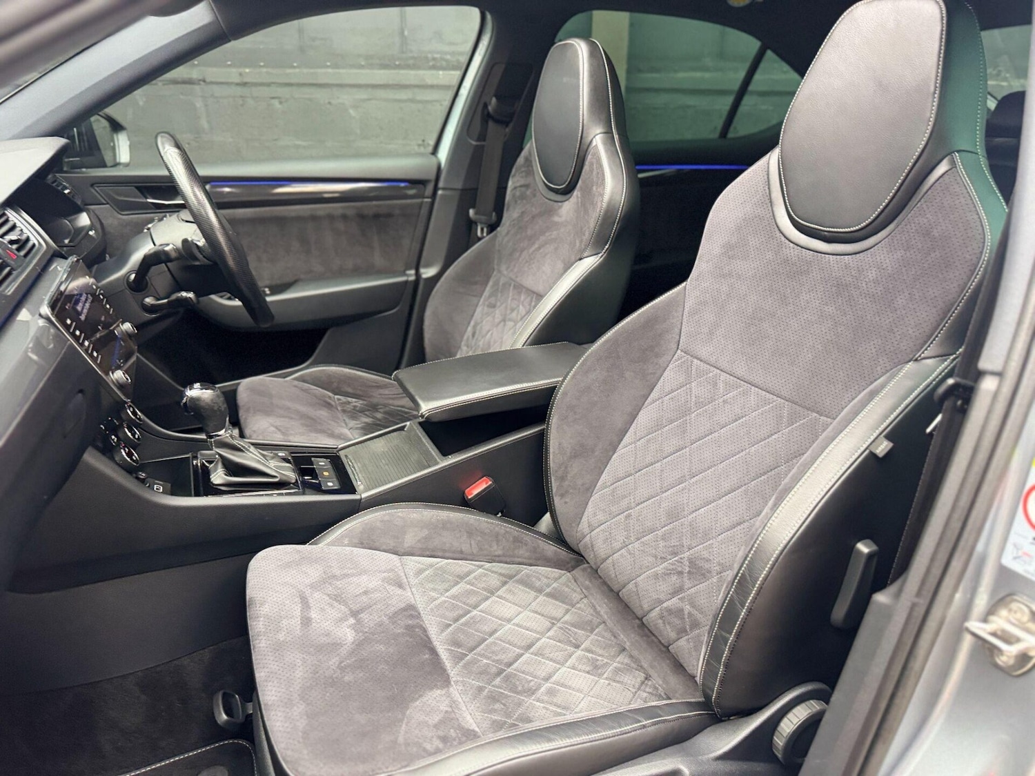 Used Skoda Superb 2019 for sale - 76919860: Photo 53