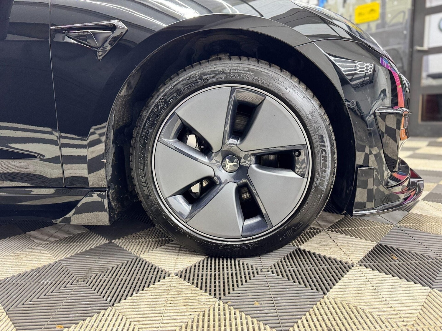 Used Tesla Model 3 2021 for sale - 77006572: Photo 30