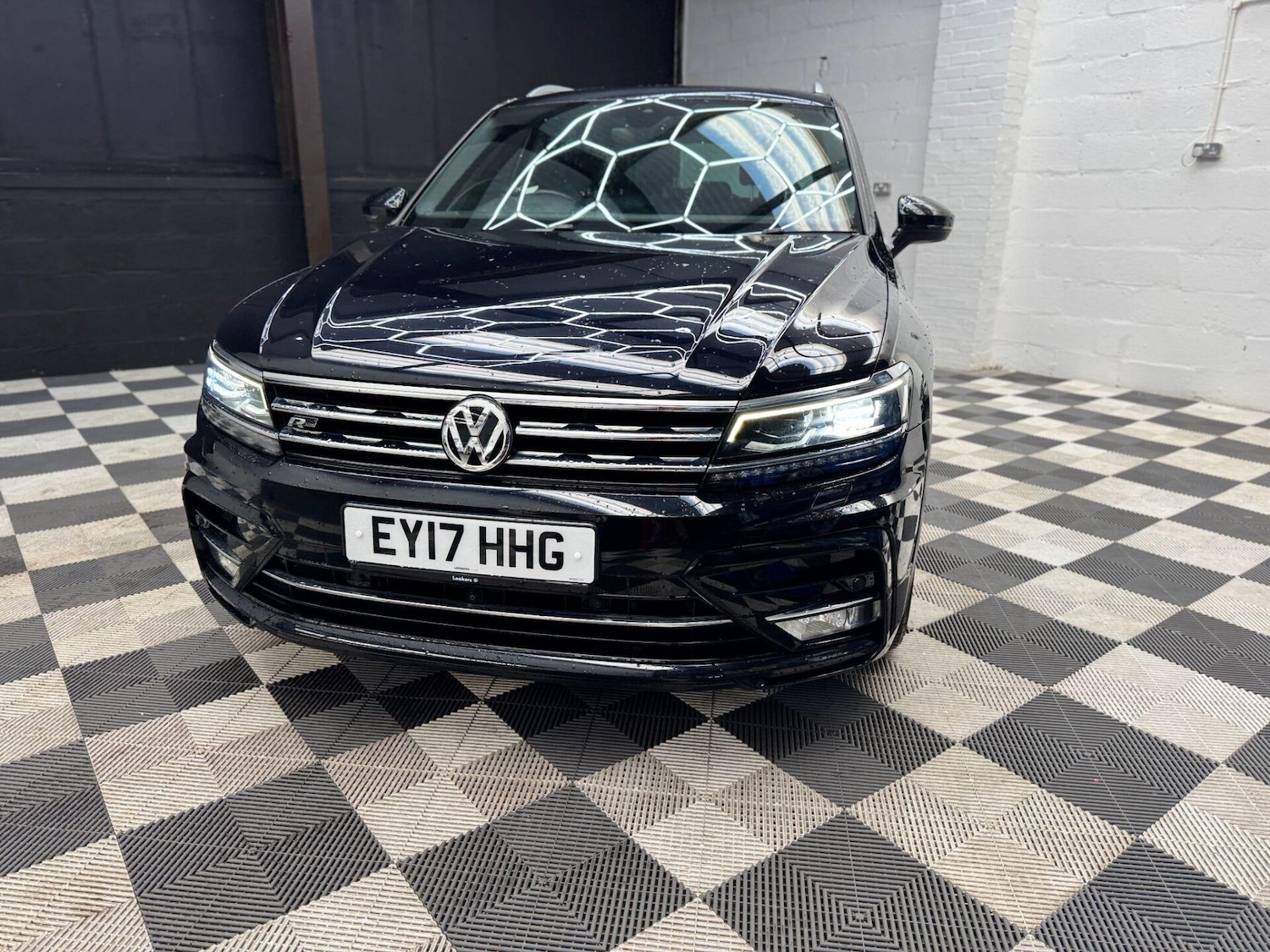 Used Volkswagen Tiguan 2017 for sale - 76508898: Photo 22