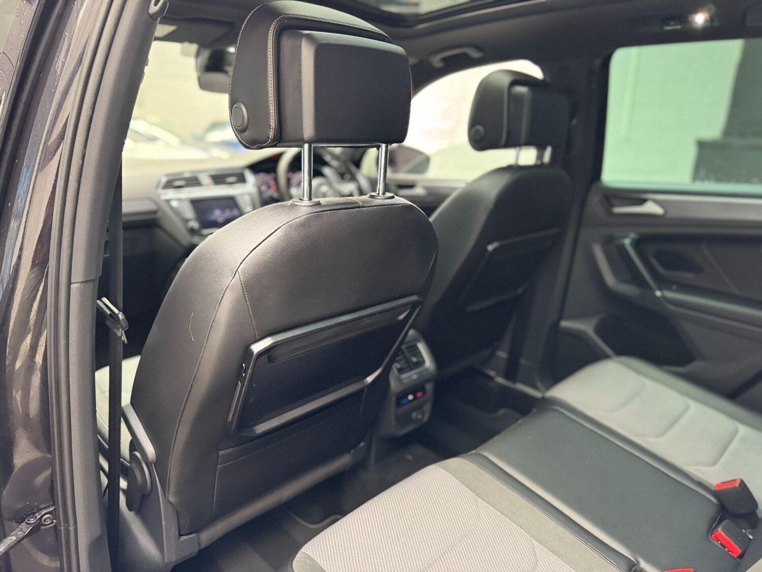 Used Volkswagen Tiguan 2017 for sale - 76508898: Photo 43