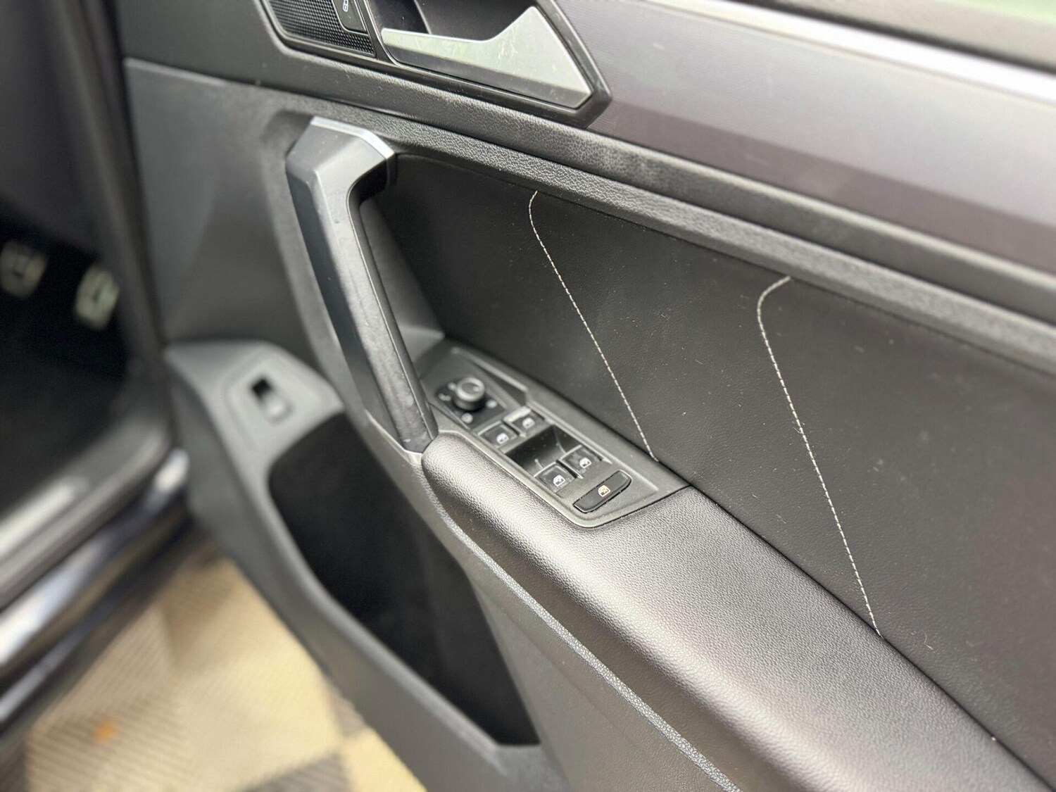 Used Volkswagen Tiguan 2017 for sale - 76508898: Photo 50