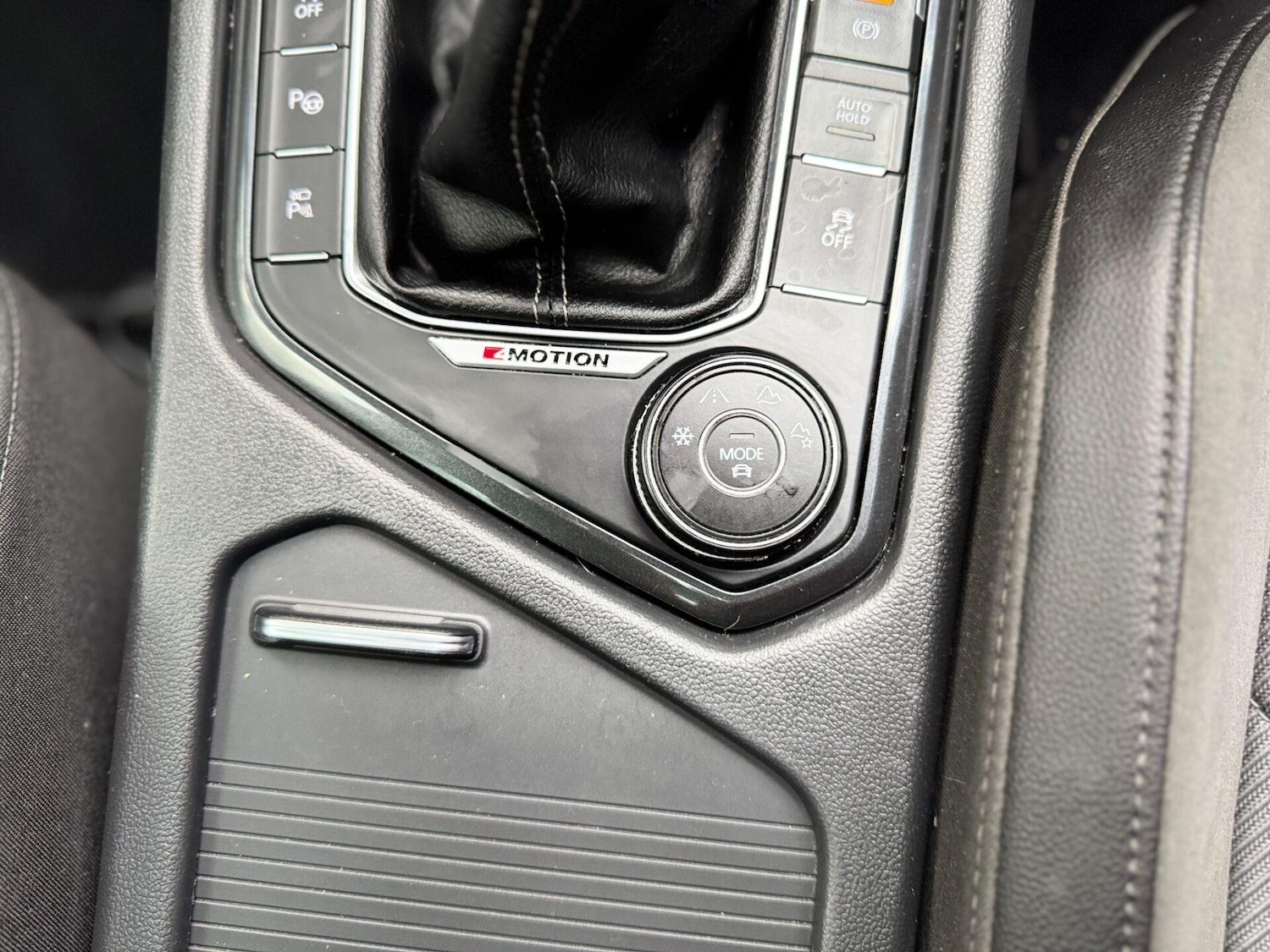 Used Volkswagen Tiguan 2017 for sale - 76508898: Photo 54