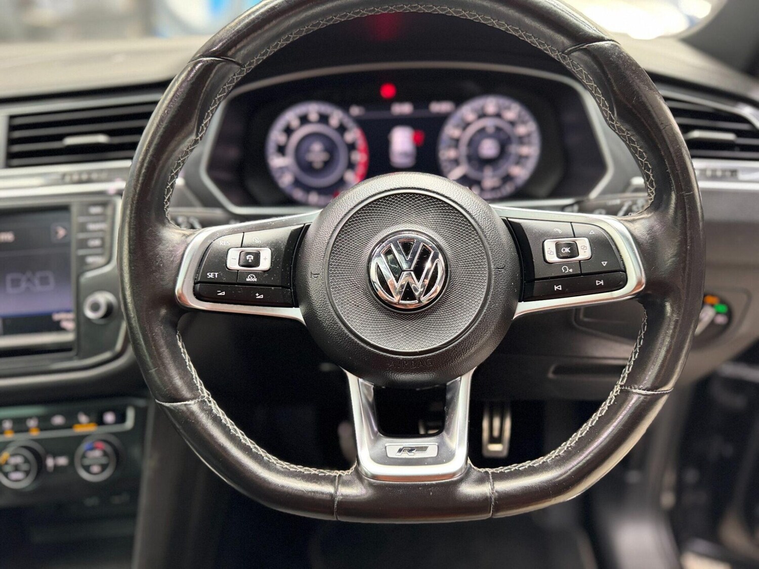 Used Volkswagen Tiguan 2017 for sale - 76508898: Photo 55