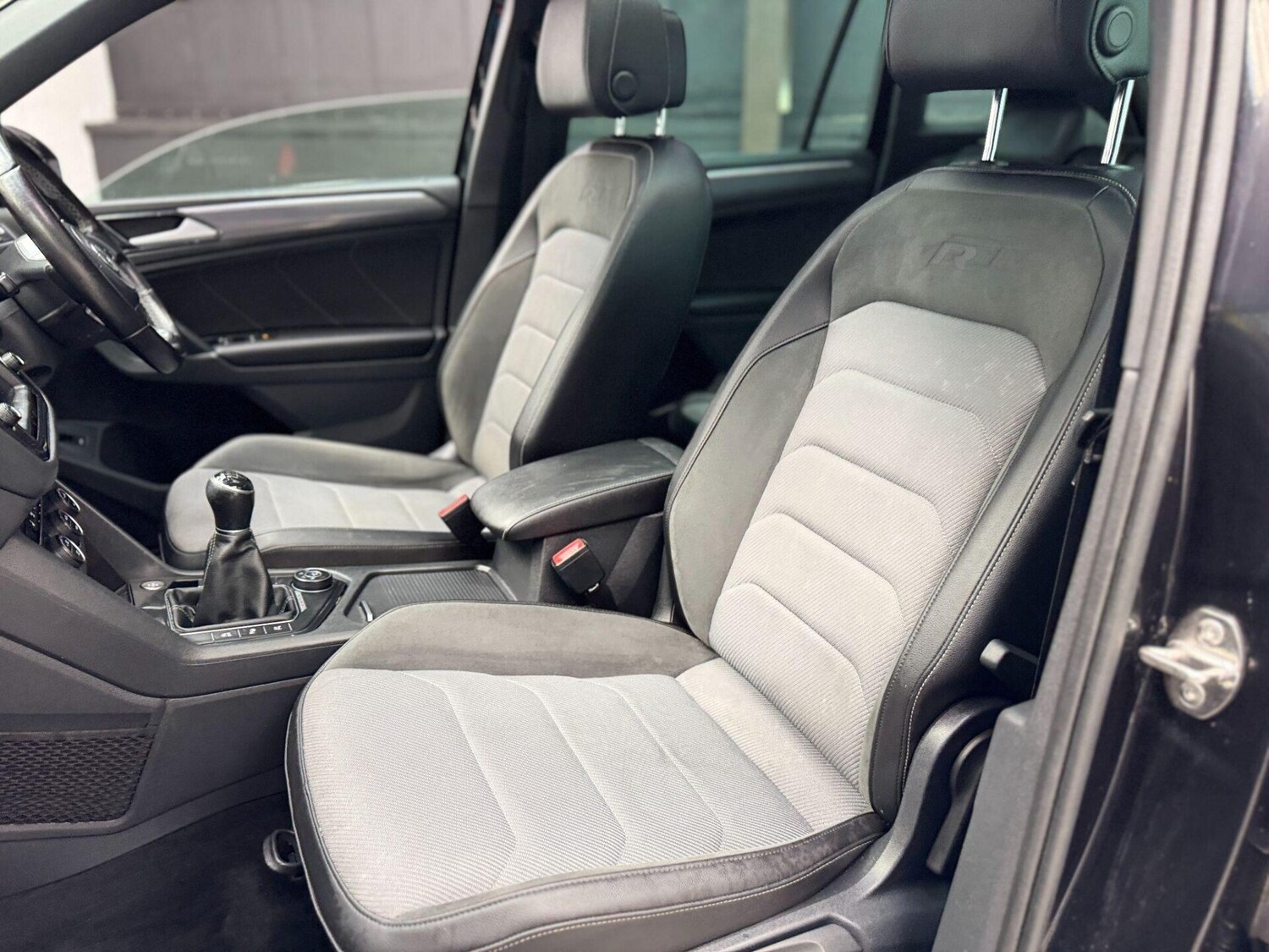 Used Volkswagen Tiguan 2017 for sale - 76508898: Photo 59