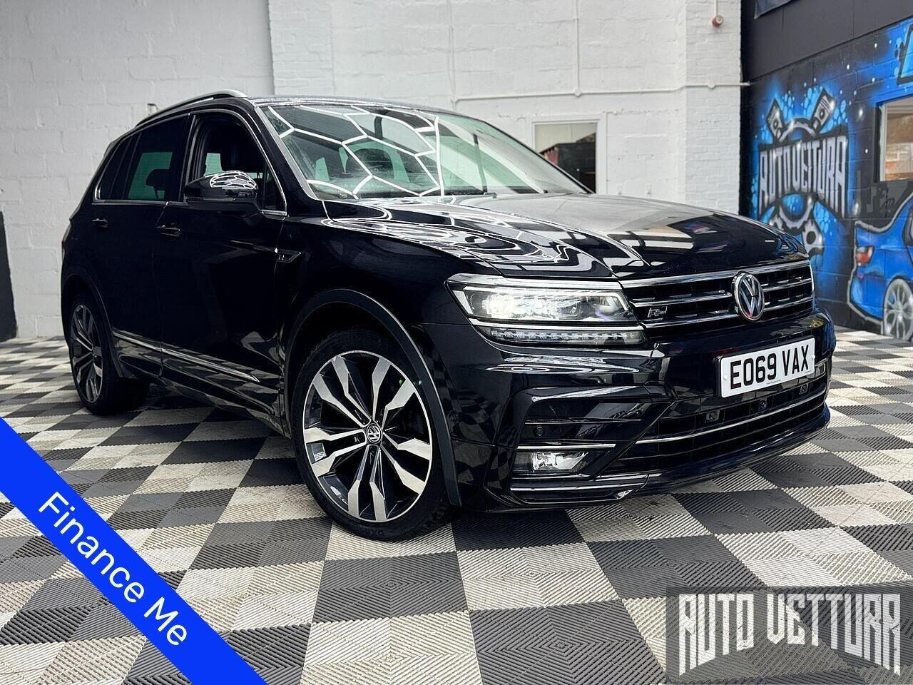 Used Volkswagen Tiguan 2019 for sale - 76589111: Photo 1