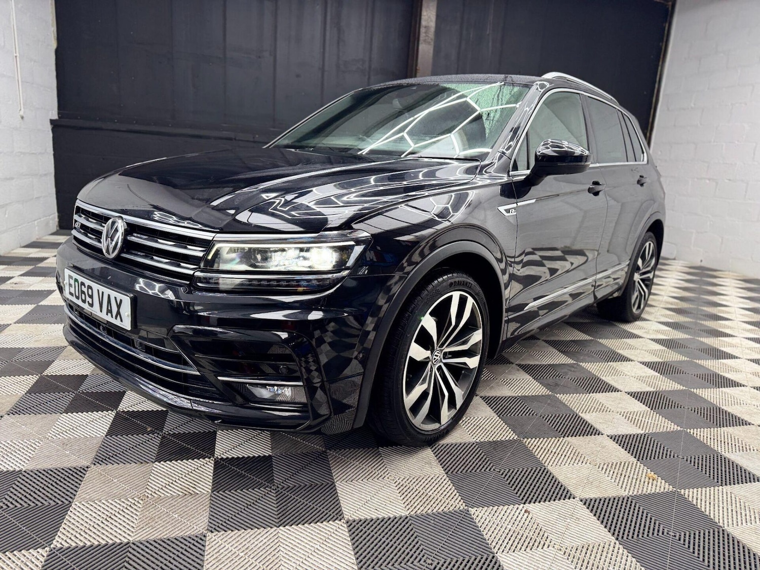 Used Volkswagen Tiguan 2019 for sale - 76589111: Photo 12