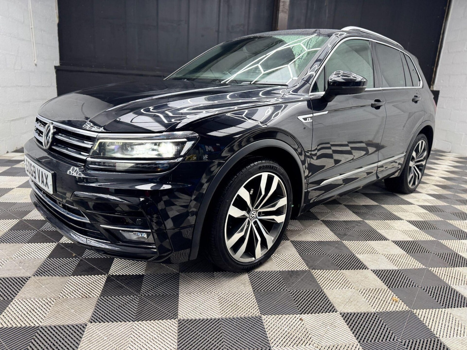 Used Volkswagen Tiguan 2019 for sale - 76589111: Photo 13