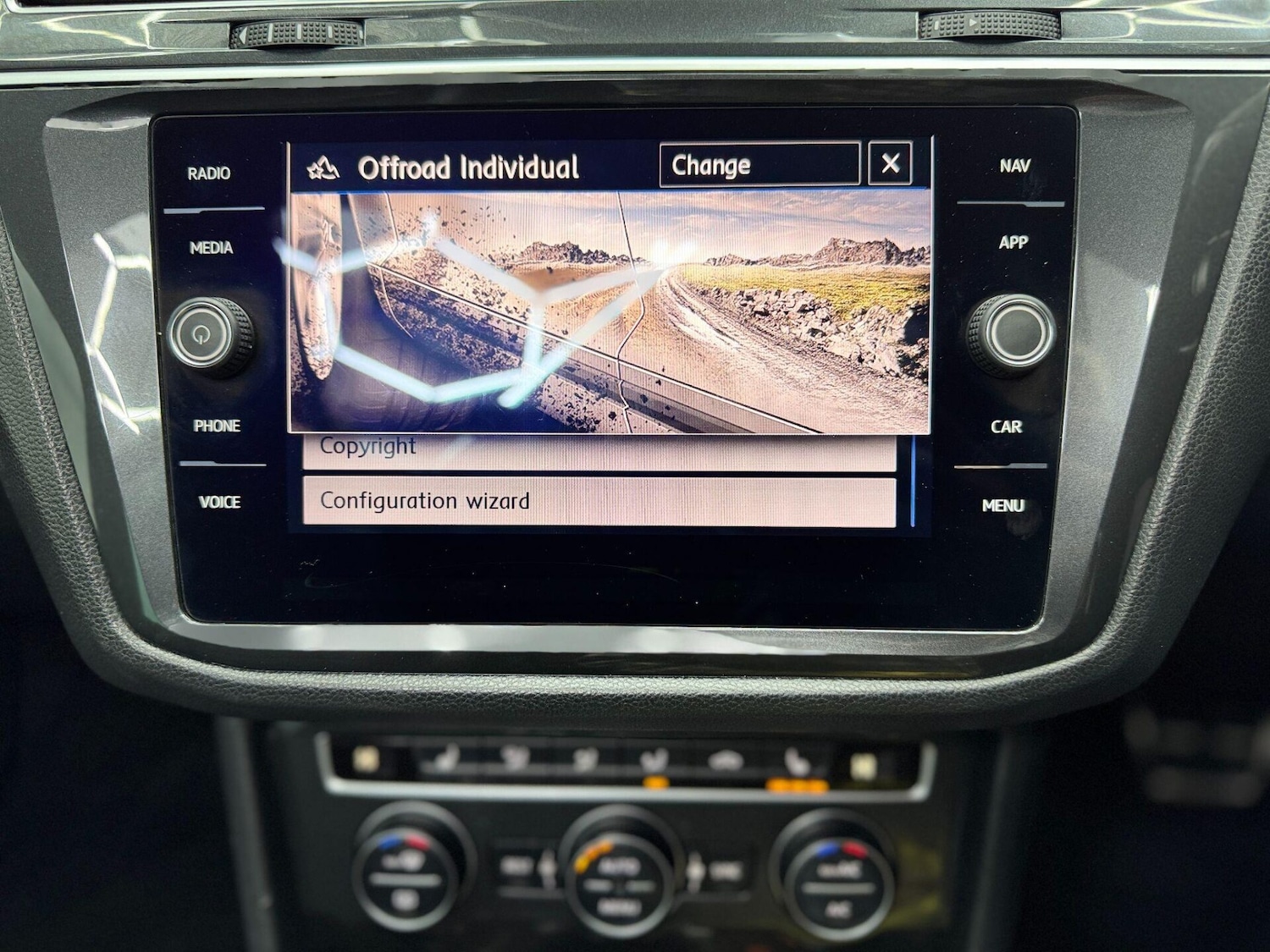 Used Volkswagen Tiguan 2019 for sale - 76589111: Photo 44