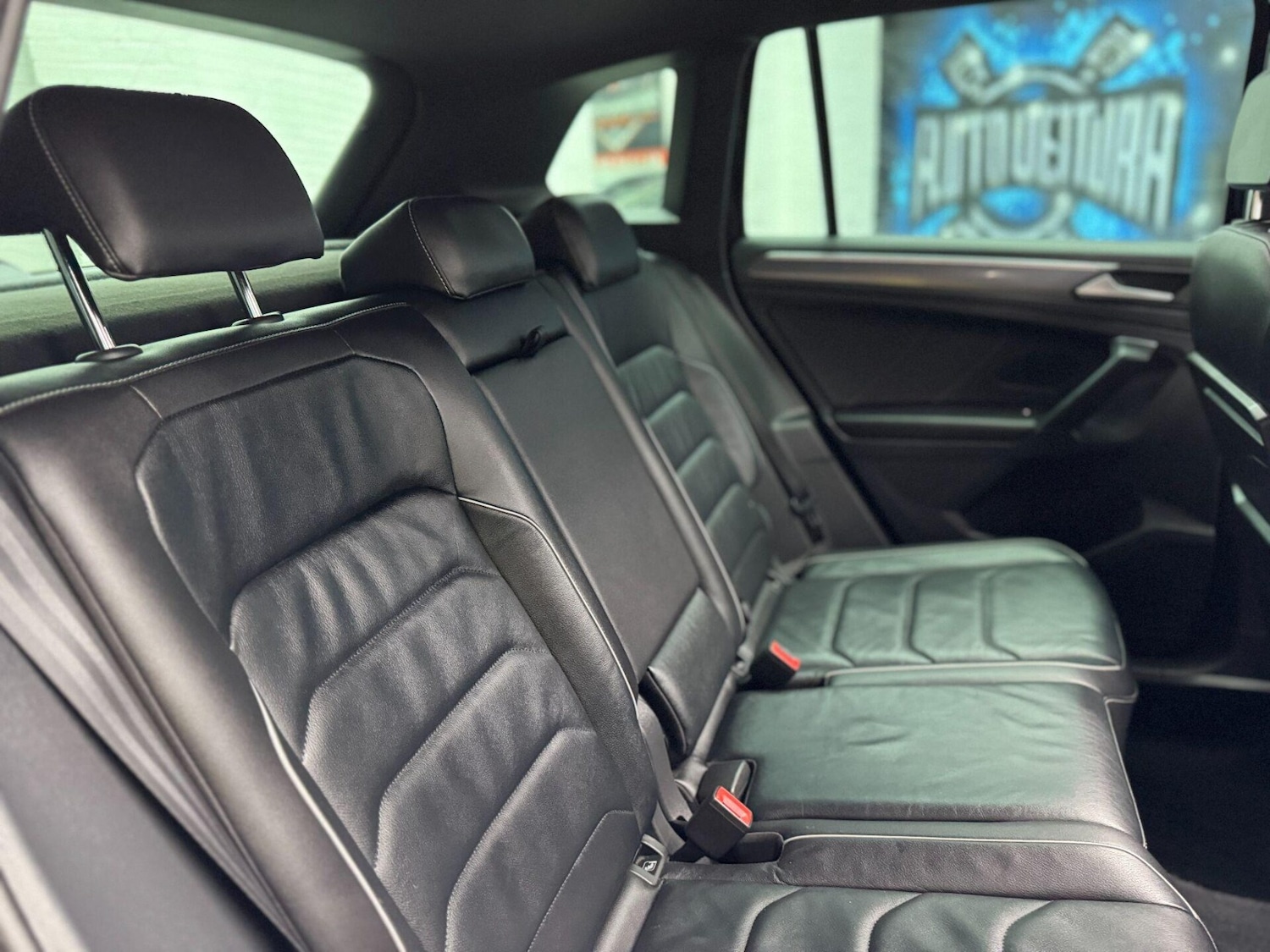 Used Volkswagen Tiguan 2019 for sale - 76589111: Photo 51