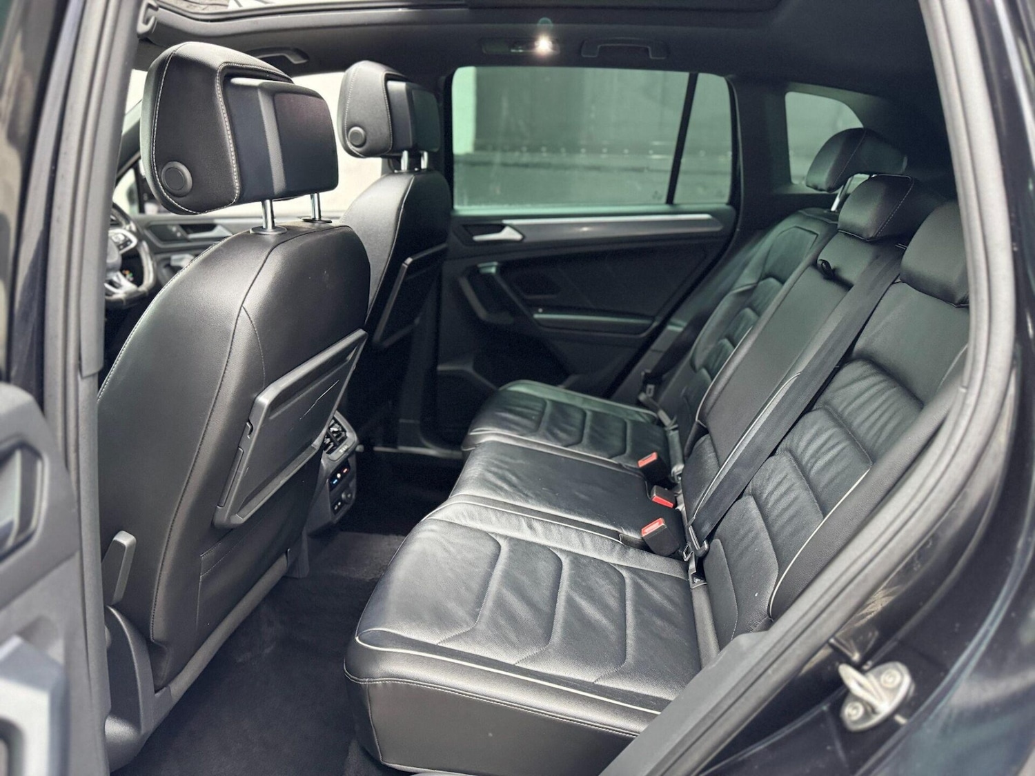 Used Volkswagen Tiguan 2019 for sale - 76589111: Photo 54