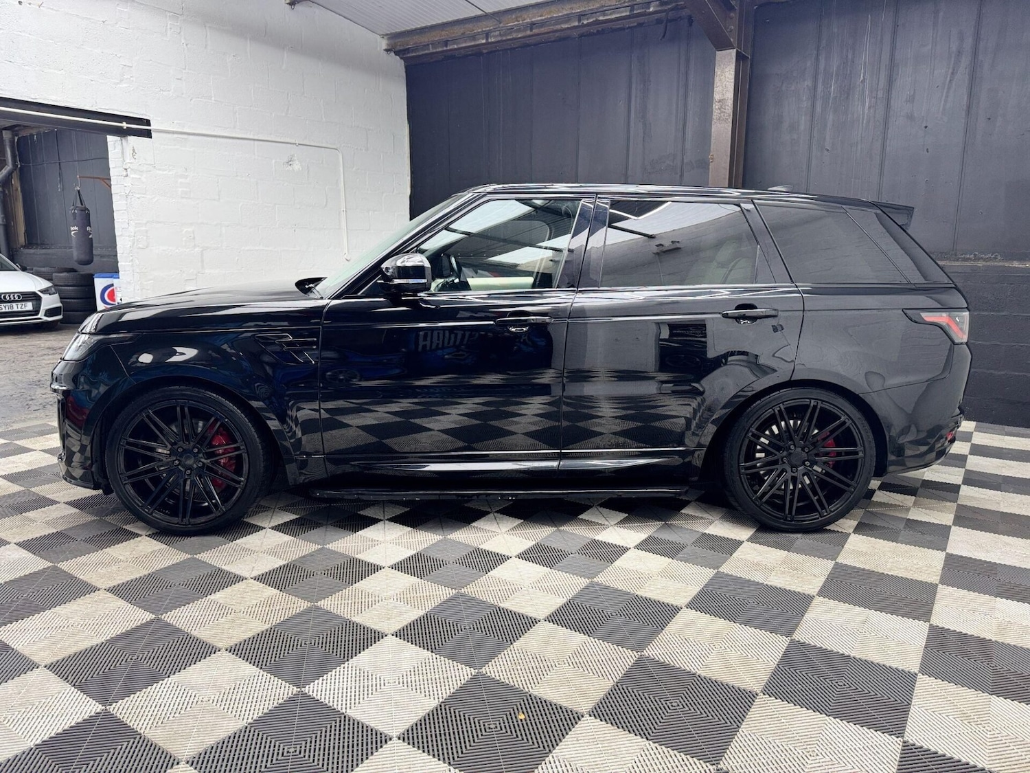 Used Land Rover Range Rover Sport 2020 for sale - 76651145: Photo 14