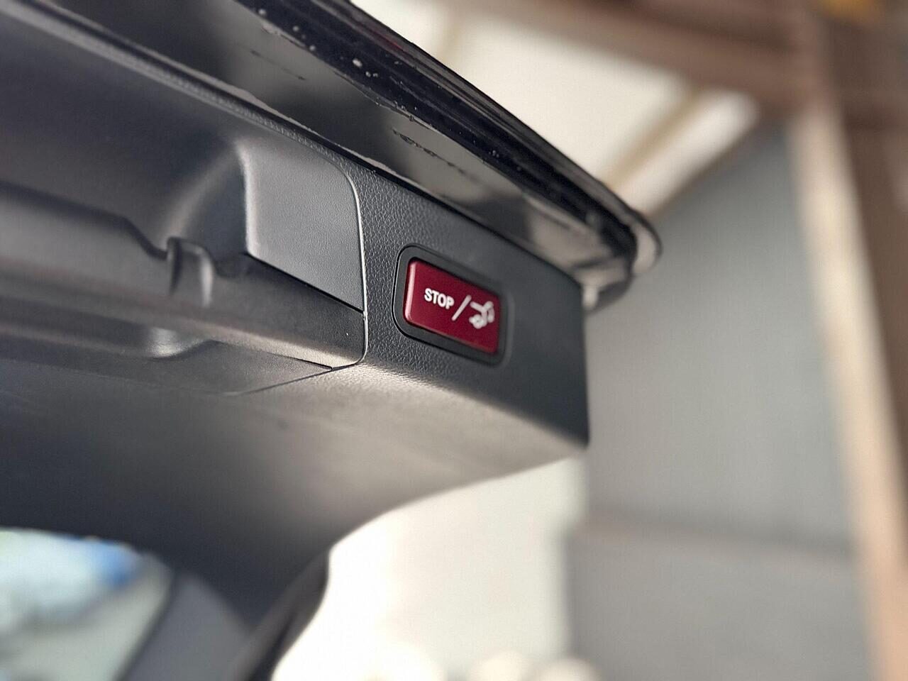 Used Mercedes-Benz C Class 2015 for sale - 76603817: Photo 28