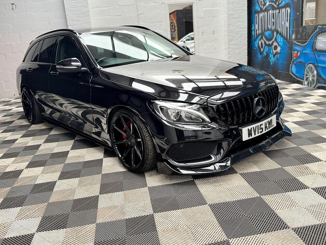 Used Mercedes-Benz C Class 2015 for sale - 76603817: Photo 6