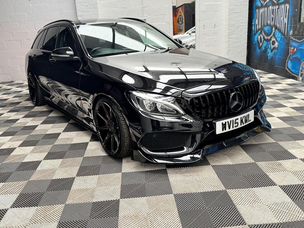 Used Mercedes-Benz C Class 2015 for sale - 76603817: Photo 7