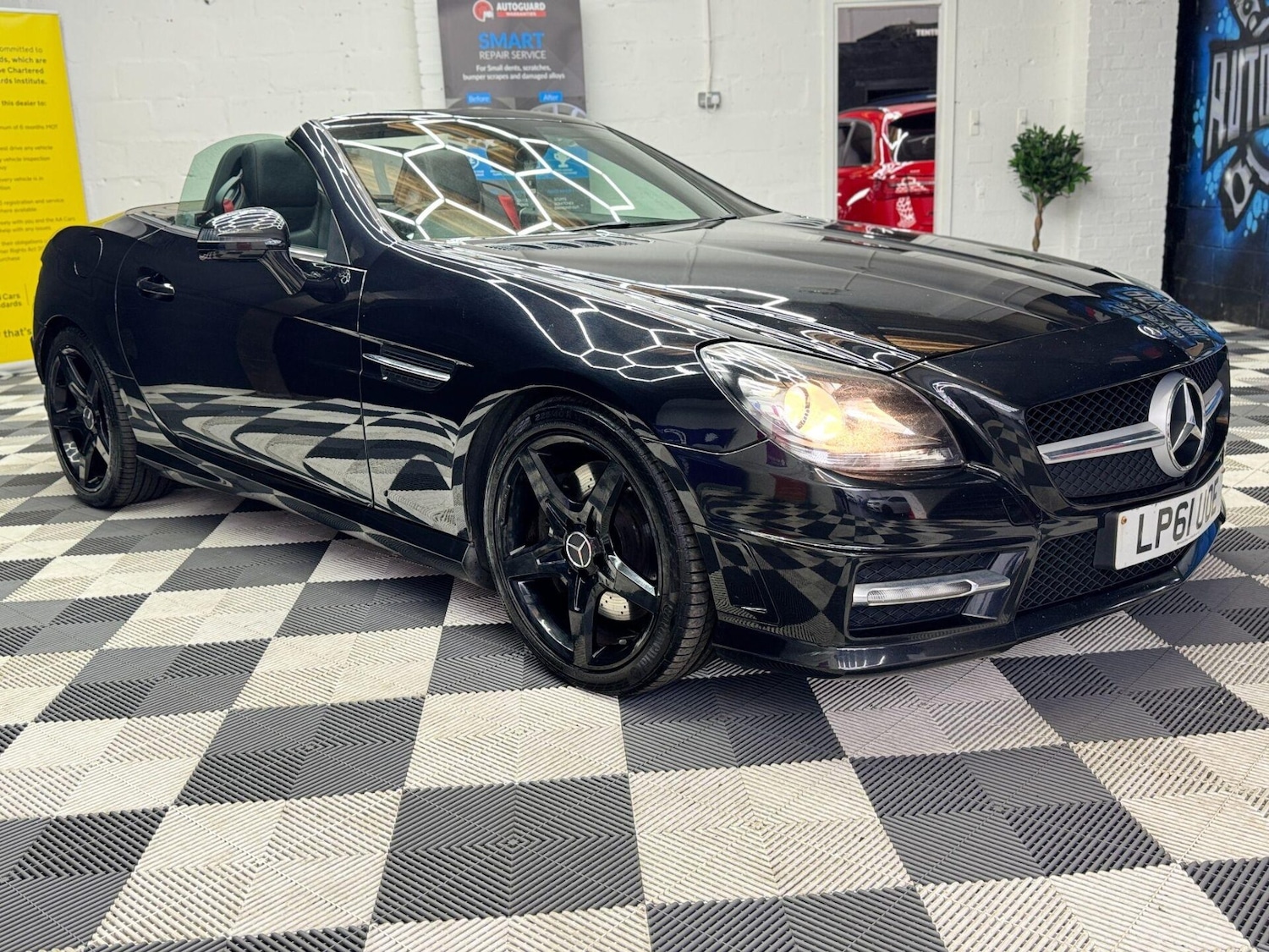 Used Mercedes-Benz SLK 2012 for sale - 75906551: Photo 5