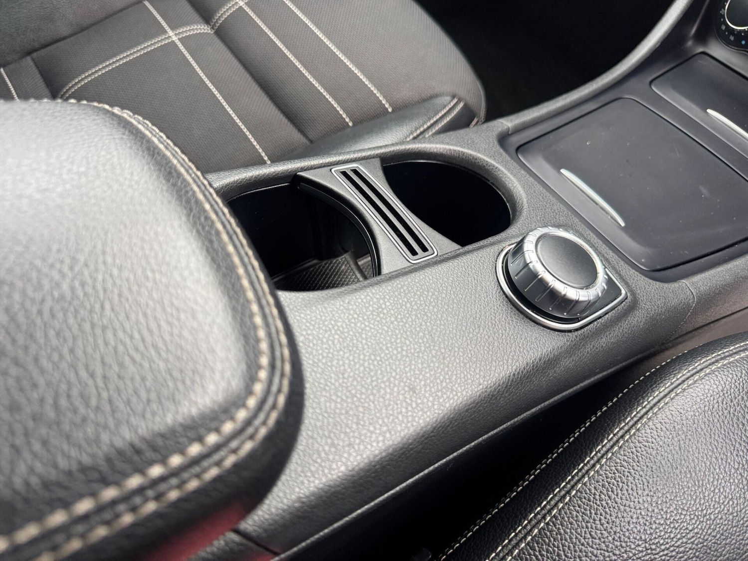 Used Mercedes-Benz A-Class 2015 for sale - 76280677: Photo 12